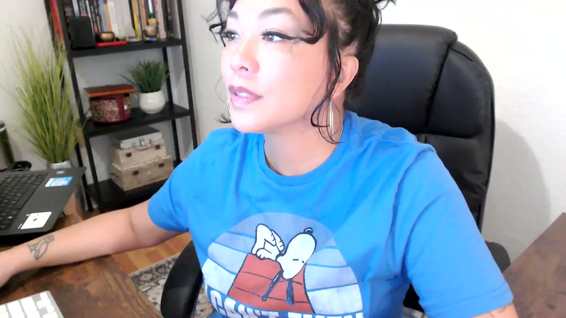 Gallery image thumbnail from MickaylaMinx's myfreecams stream on, 09/23/2024, 16:46 image 9 of 20