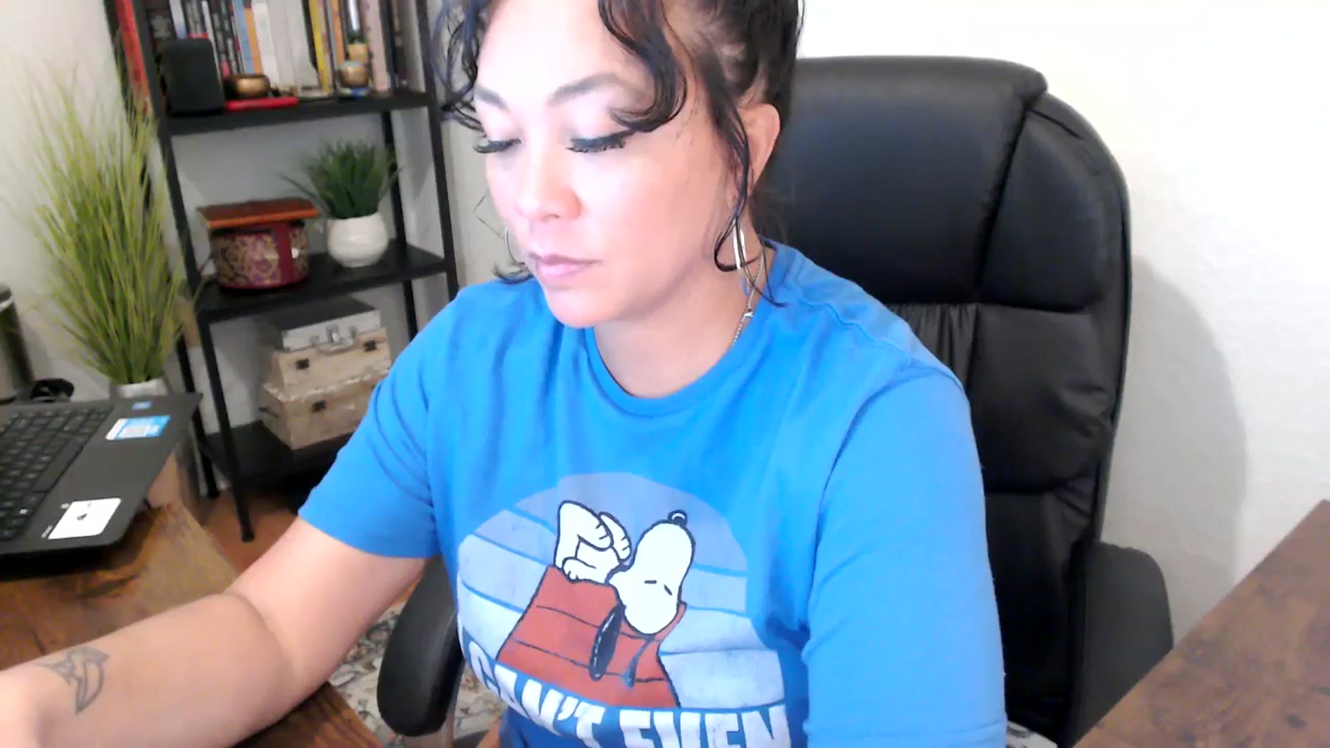 Gallery image thumbnail from MickaylaMinx's myfreecams stream on, 09/23/2024, 17:14 image 3 of 20