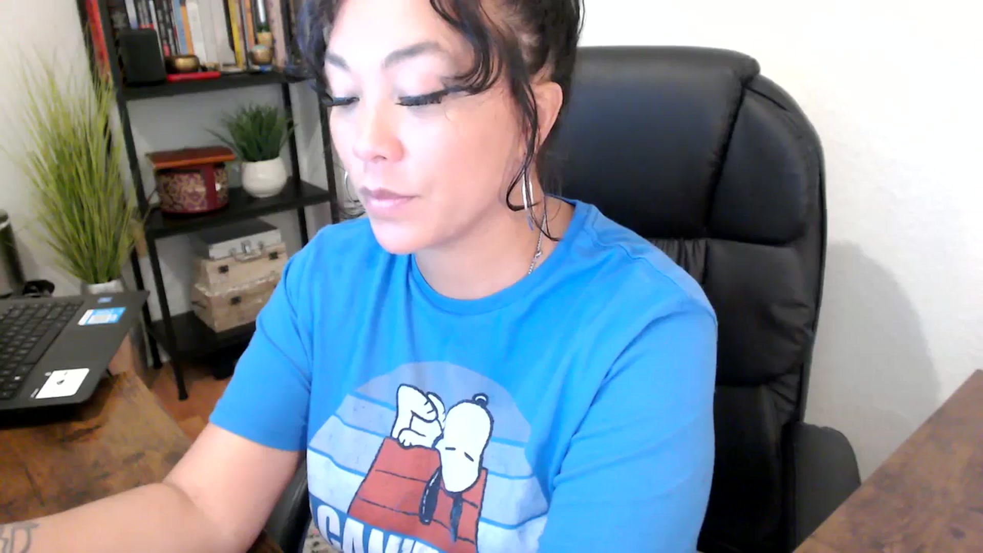 Gallery image thumbnail from MickaylaMinx's myfreecams stream on, 09/23/2024, 17:14 image 18 of 20