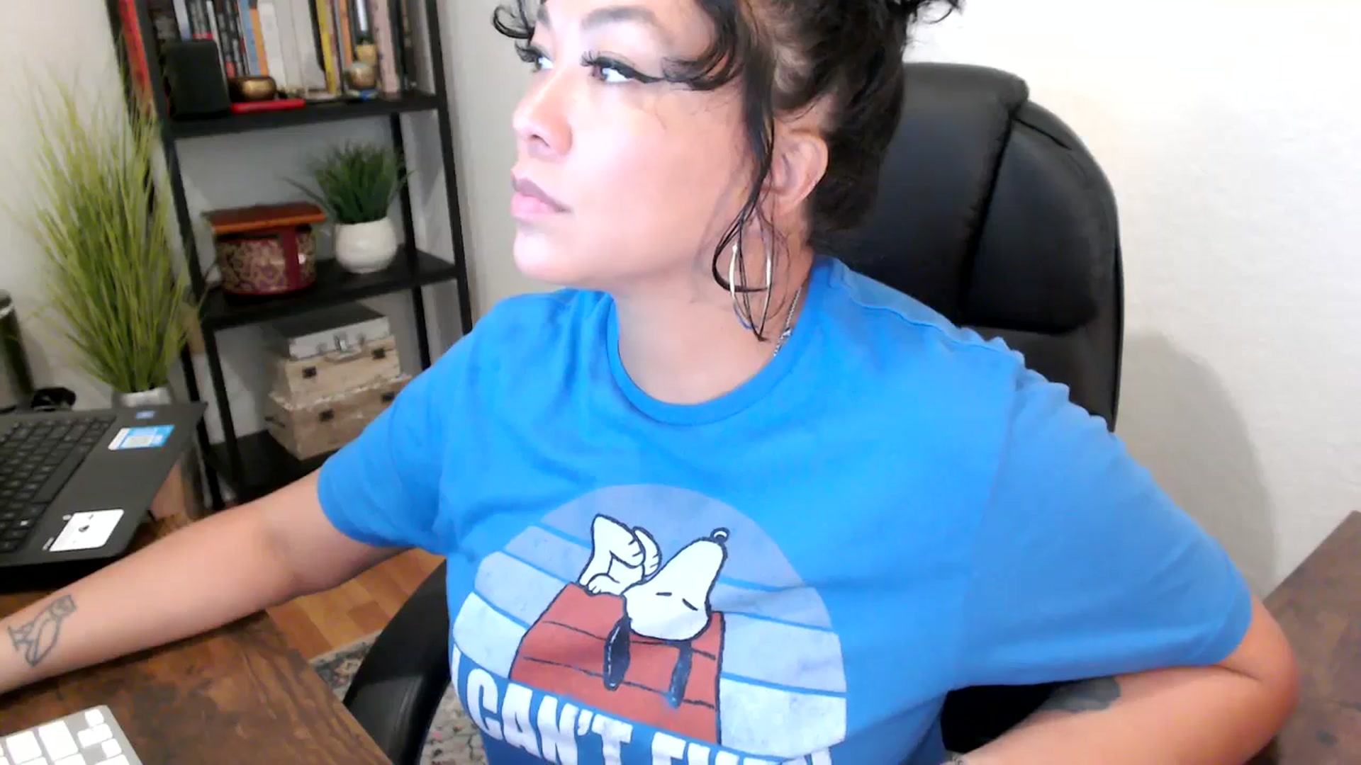Gallery image thumbnail from MickaylaMinx's myfreecams stream on, 09/23/2024, 17:14 image 17 of 20