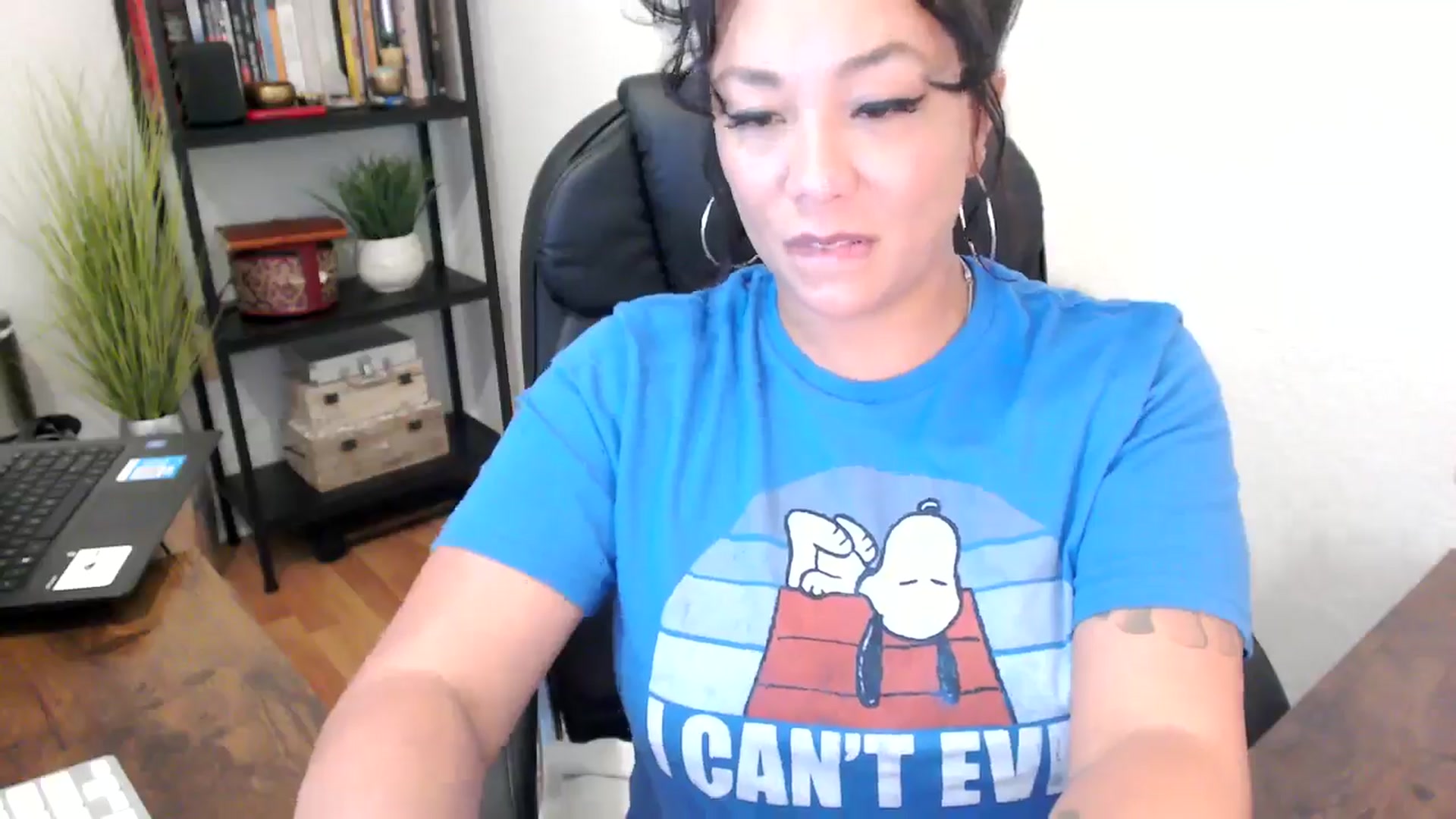 Gallery image thumbnail from MickaylaMinx's myfreecams stream on, 09/23/2024, 18:34 image 14 of 20
