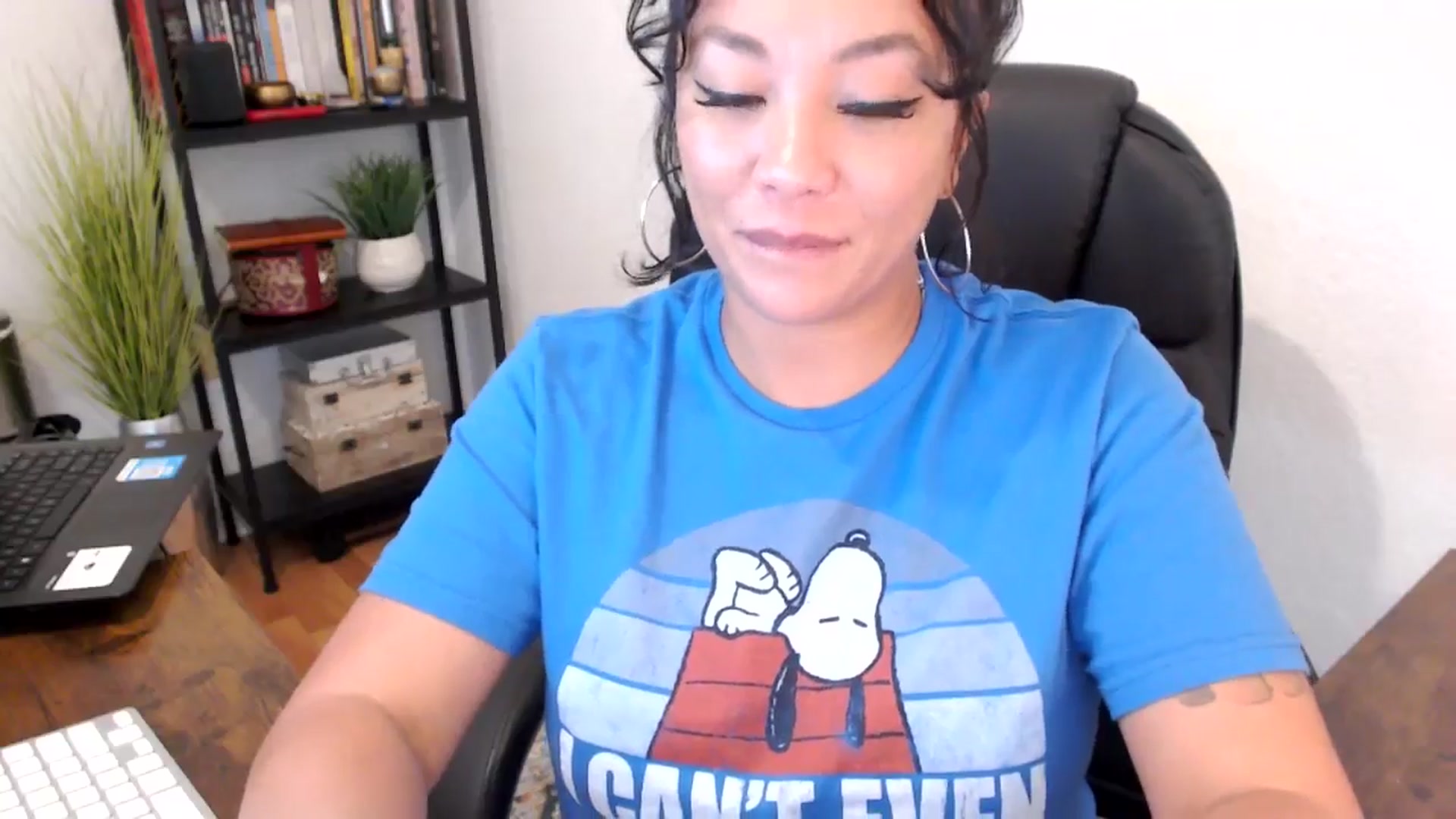 Gallery image thumbnail from MickaylaMinx's myfreecams stream on, 09/23/2024, 19:23 image 8 of 20