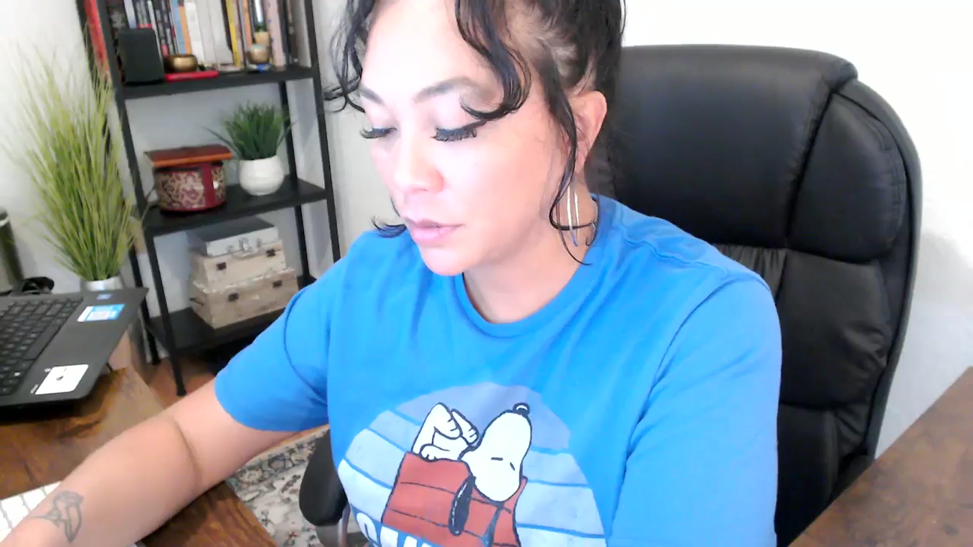 Gallery image thumbnail from MickaylaMinx's myfreecams stream on, 09/23/2024, 19:23 image 3 of 20