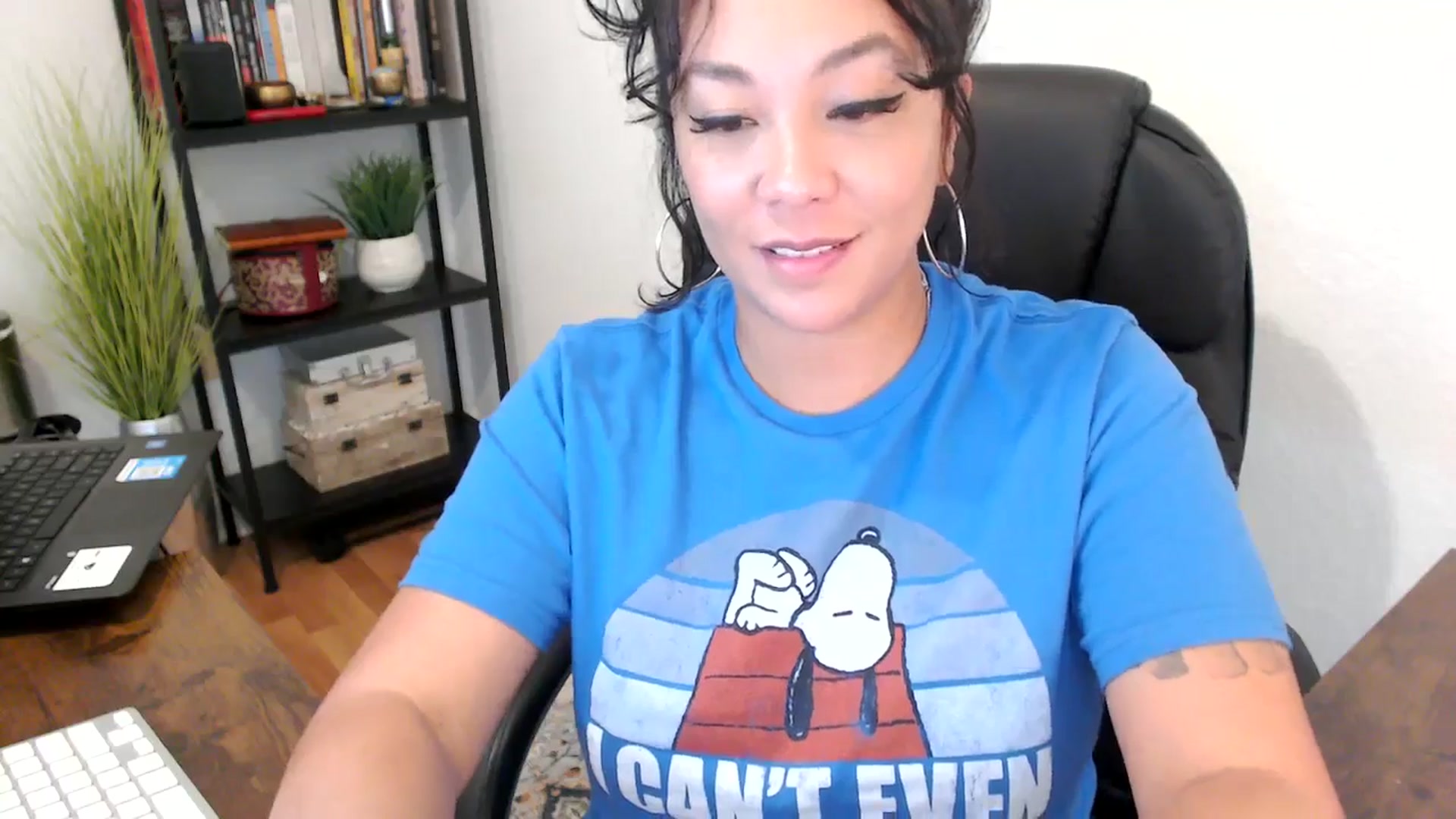 Gallery image thumbnail from MickaylaMinx's myfreecams stream on, 09/23/2024, 19:23 image 6 of 20