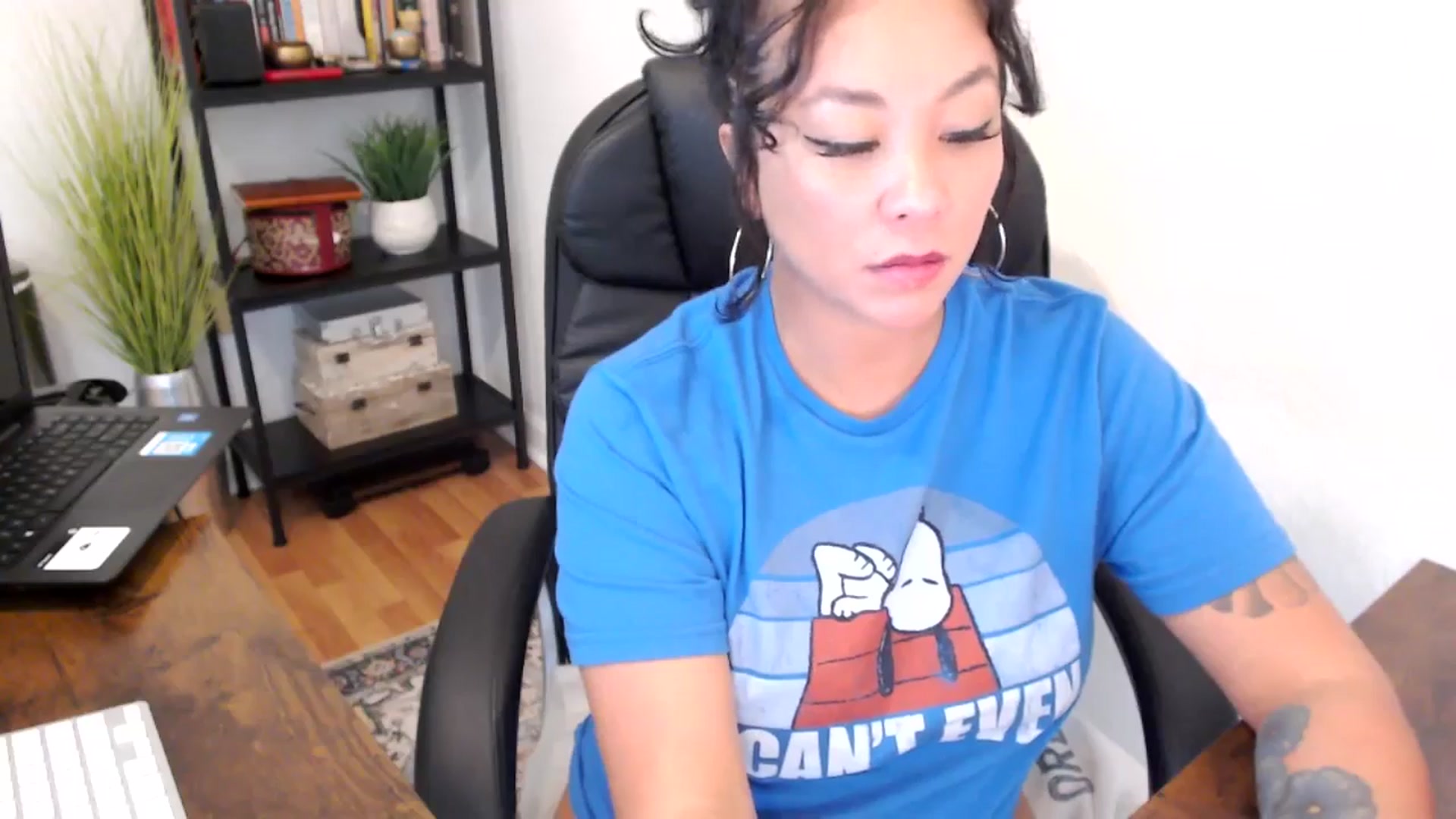 Gallery image thumbnail from MickaylaMinx's myfreecams stream on, 09/23/2024, 19:49 image 10 of 20