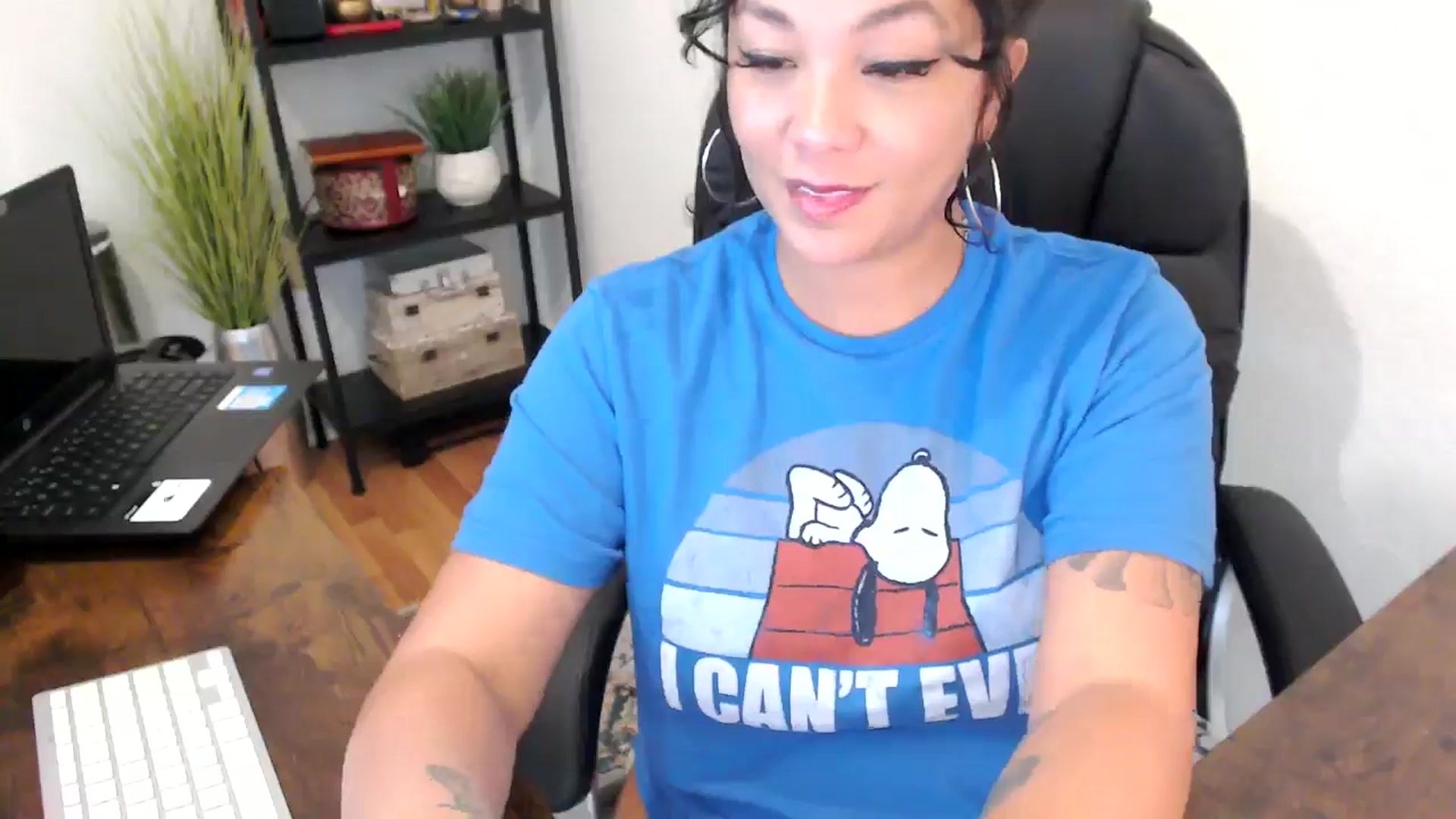 Gallery image thumbnail from MickaylaMinx's myfreecams stream on, 09/23/2024, 19:49 image 3 of 20