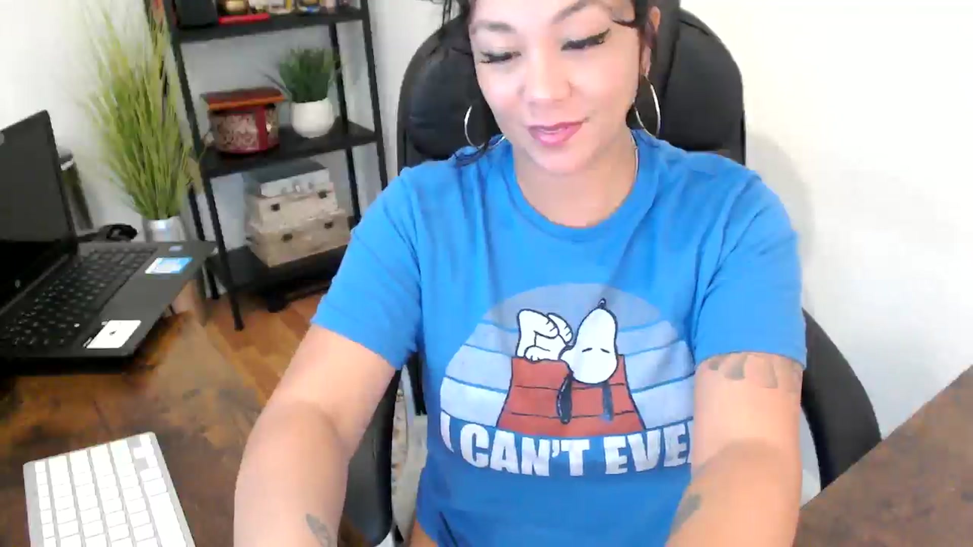 Gallery image thumbnail from MickaylaMinx's myfreecams stream on, 09/23/2024, 19:49 image 8 of 20