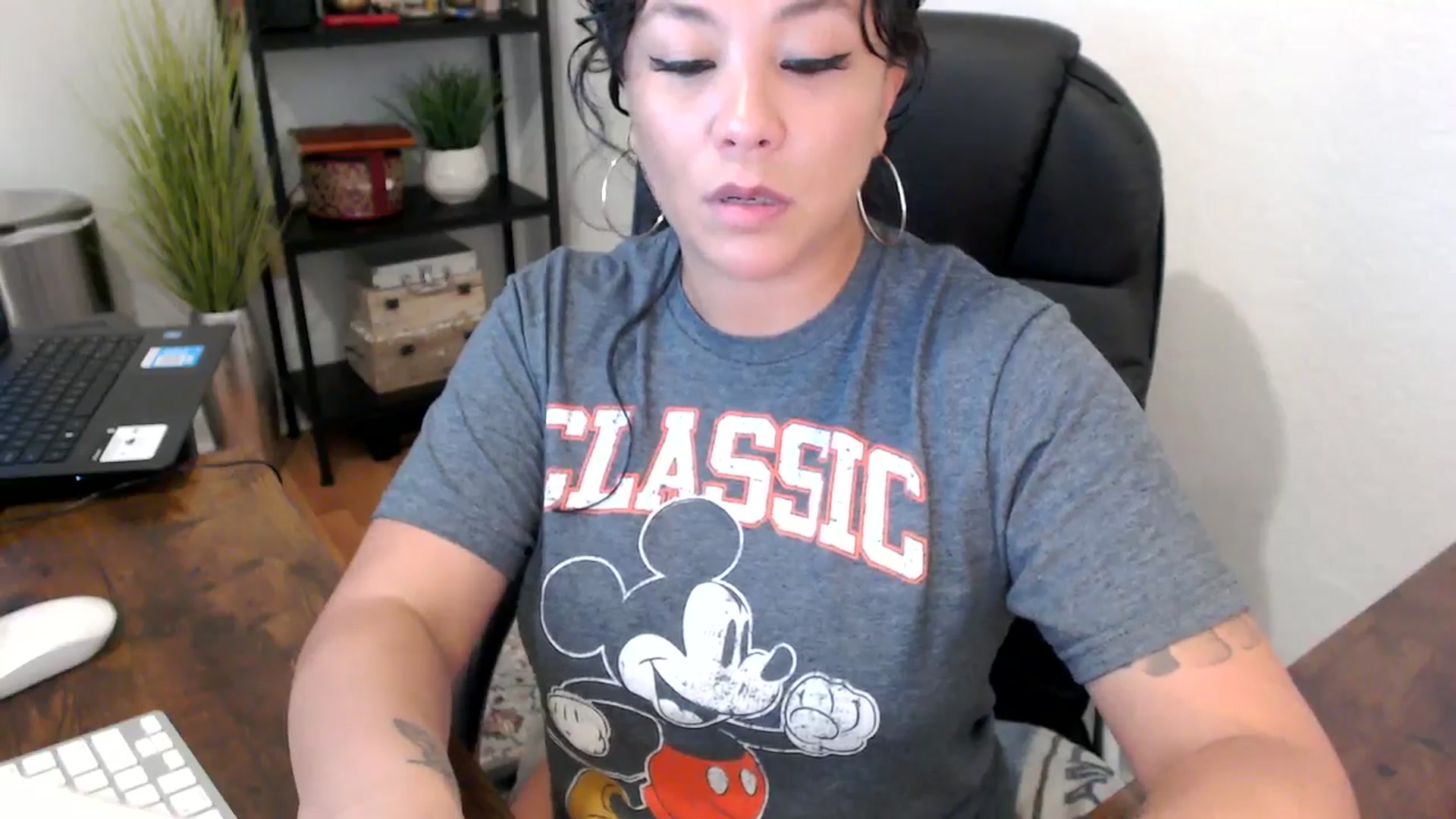 Gallery image thumbnail from MickaylaMinx's myfreecams stream on, 09/24/2024, 15:55 image 4 of 20