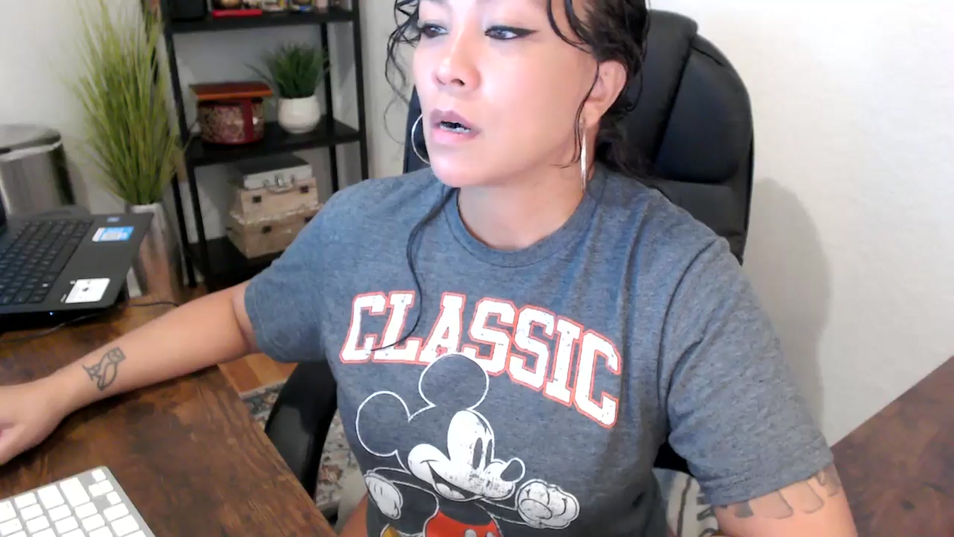 Gallery image thumbnail from MickaylaMinx's myfreecams stream on, 09/24/2024, 15:55 image 7 of 20