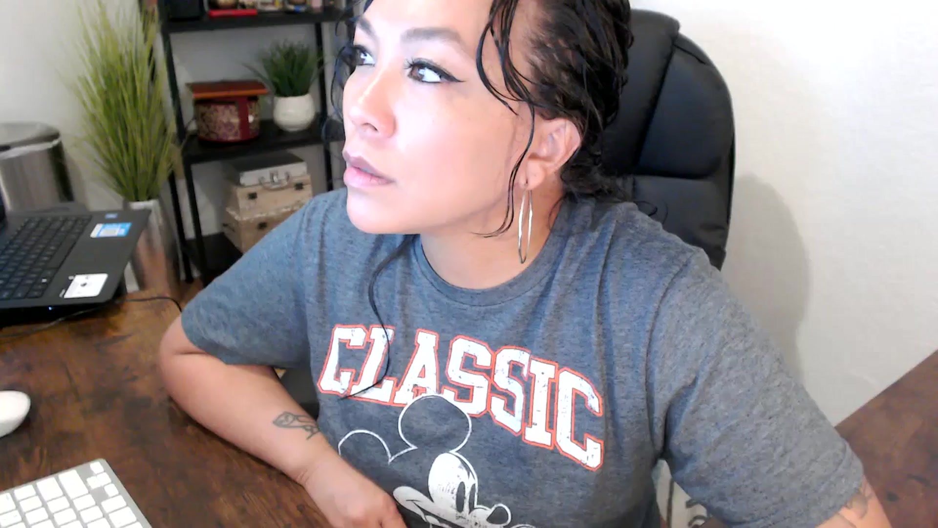 Gallery image thumbnail from MickaylaMinx's myfreecams stream on, 09/24/2024, 15:55 image 6 of 20