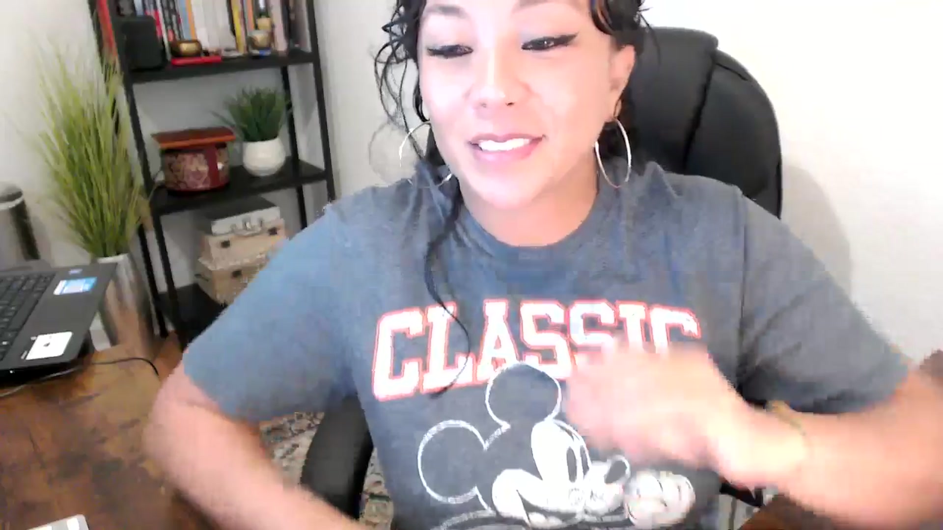 Gallery image thumbnail from MickaylaMinx's myfreecams stream on, 09/24/2024, 16:57 image 5 of 20