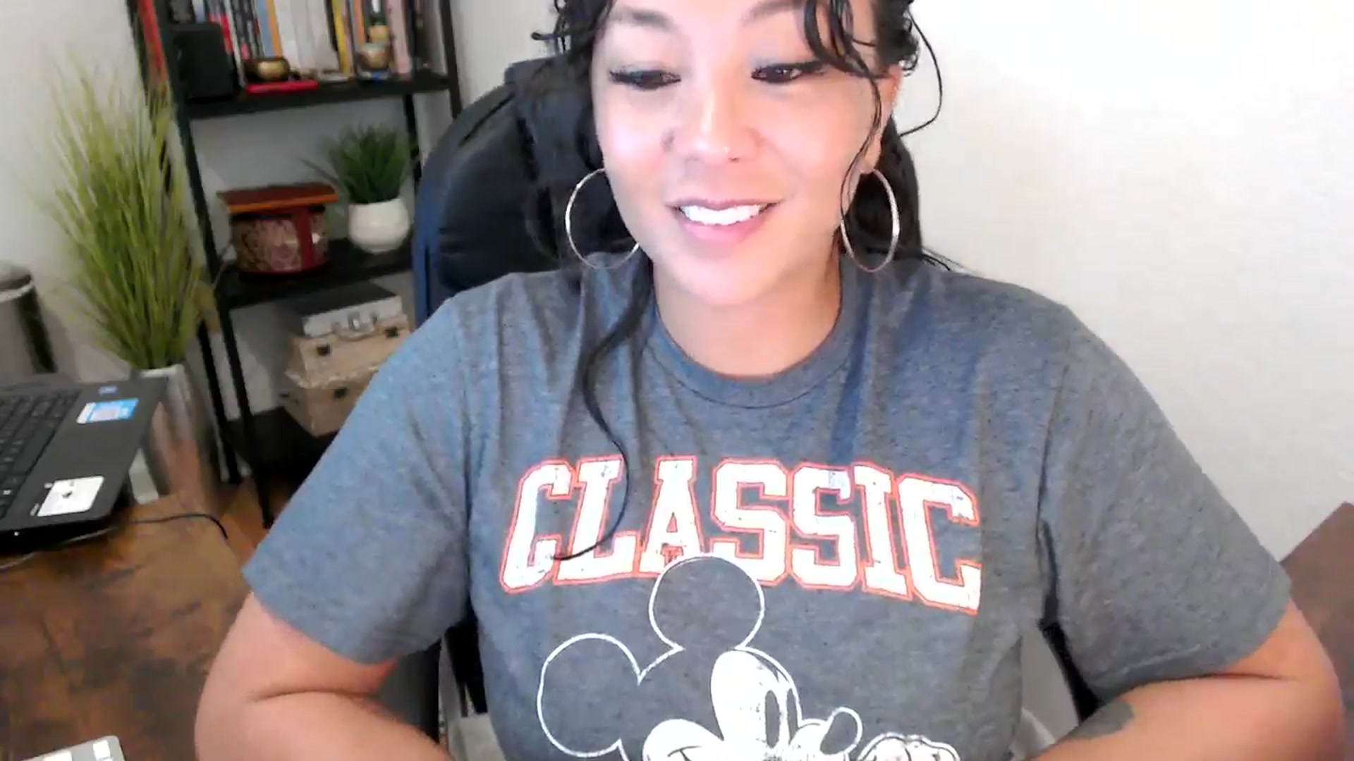 Gallery image thumbnail from MickaylaMinx's myfreecams stream on, 09/24/2024, 16:57 image 7 of 20