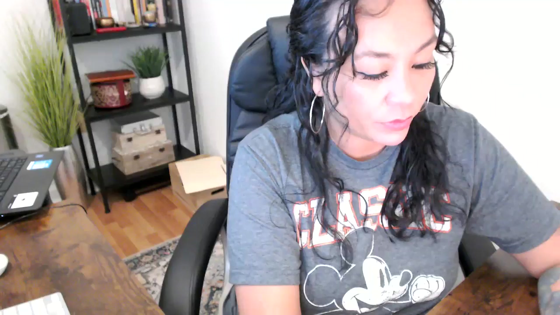 Gallery image thumbnail from MickaylaMinx's myfreecams stream on, 09/24/2024, 17:39 image 8 of 20