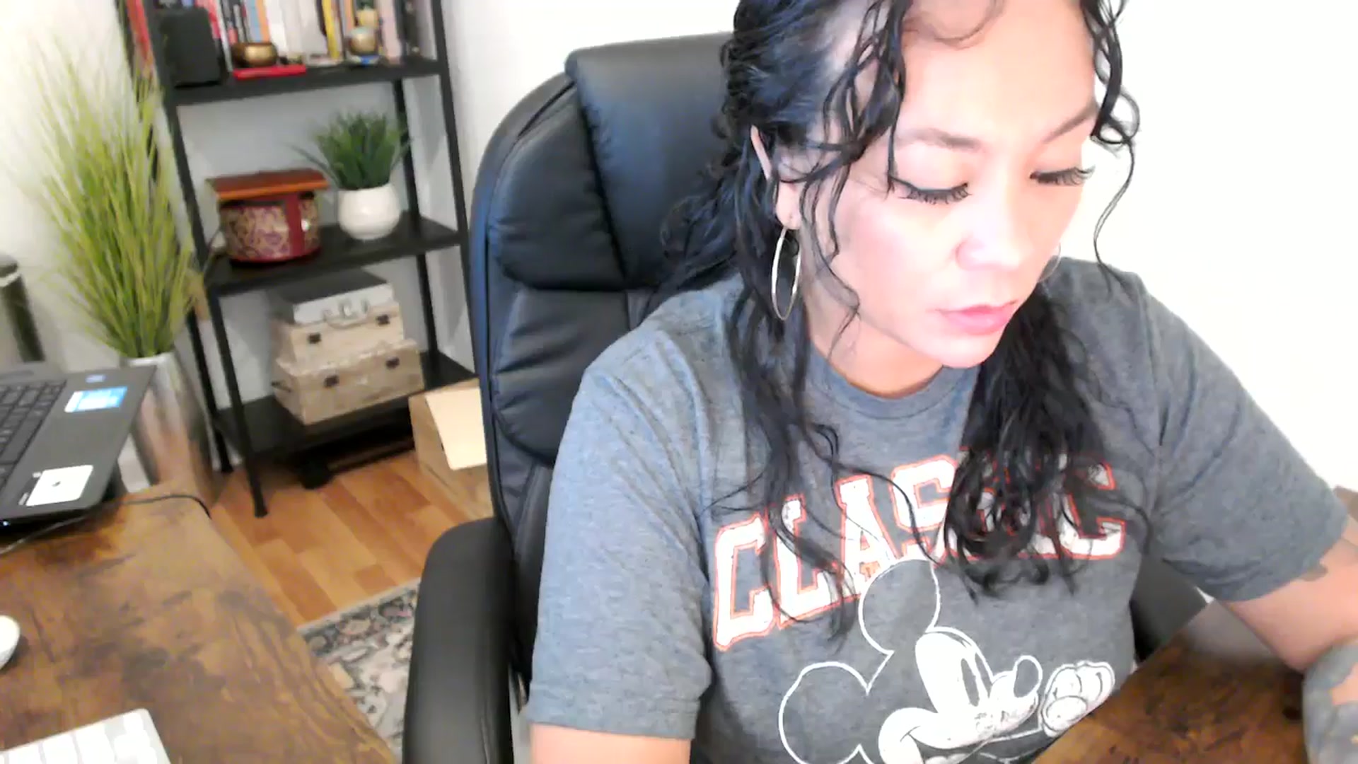 Gallery image thumbnail from MickaylaMinx's myfreecams stream on, 09/24/2024, 17:39 image 7 of 20