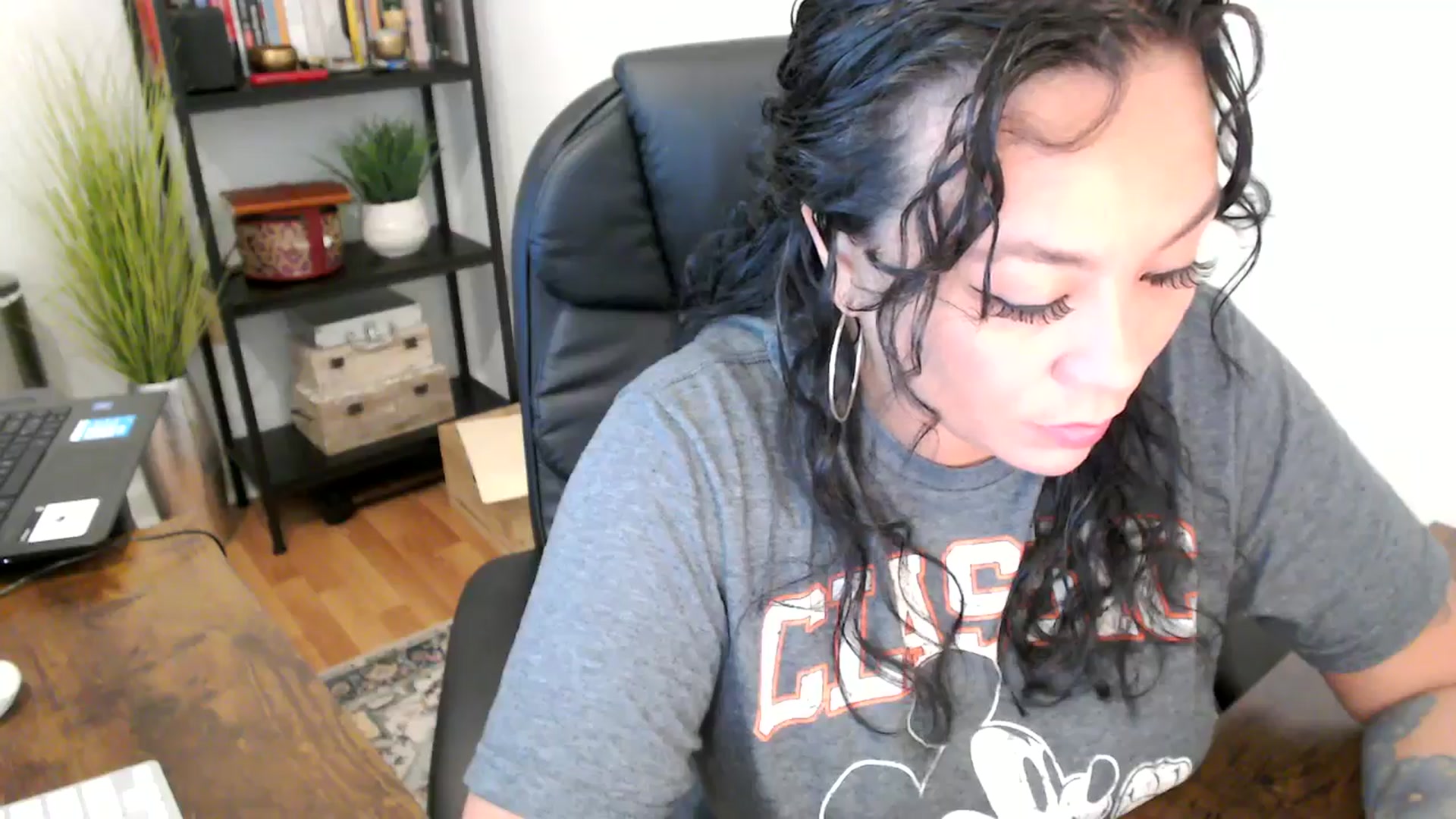 Gallery image thumbnail from MickaylaMinx's myfreecams stream on, 09/24/2024, 17:39 image 15 of 20