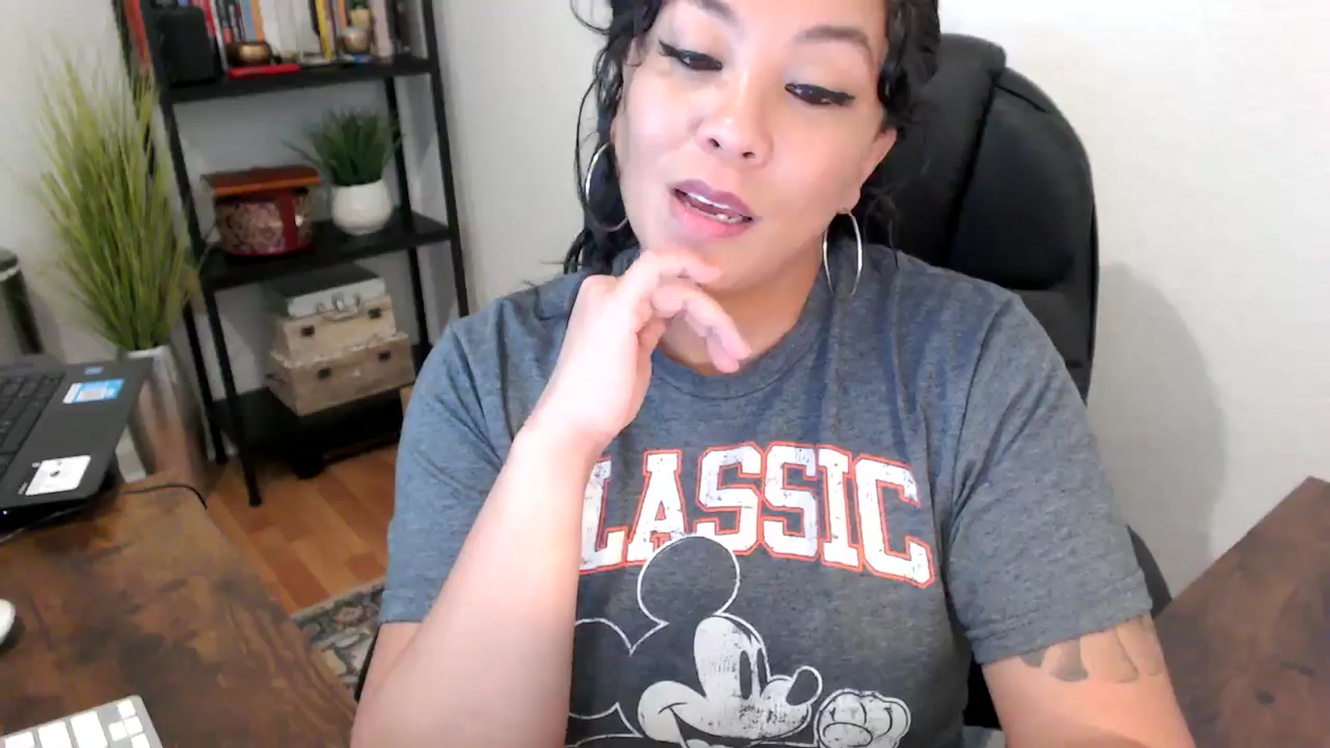 Gallery image thumbnail from MickaylaMinx's myfreecams stream on, 09/24/2024, 18:13 image 7 of 20