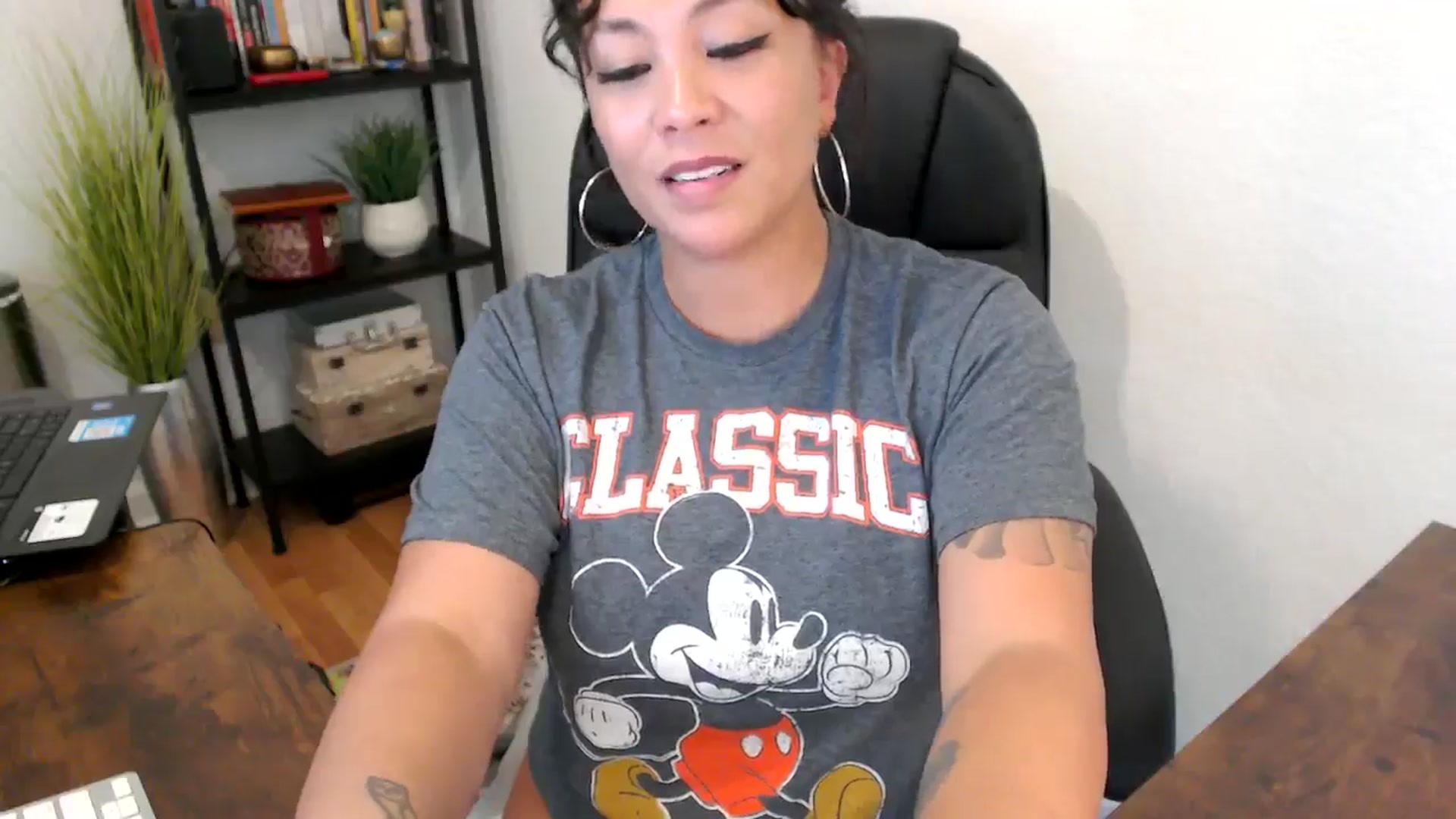 Gallery image thumbnail from MickaylaMinx's myfreecams stream on, 09/24/2024, 19:27 image 14 of 20