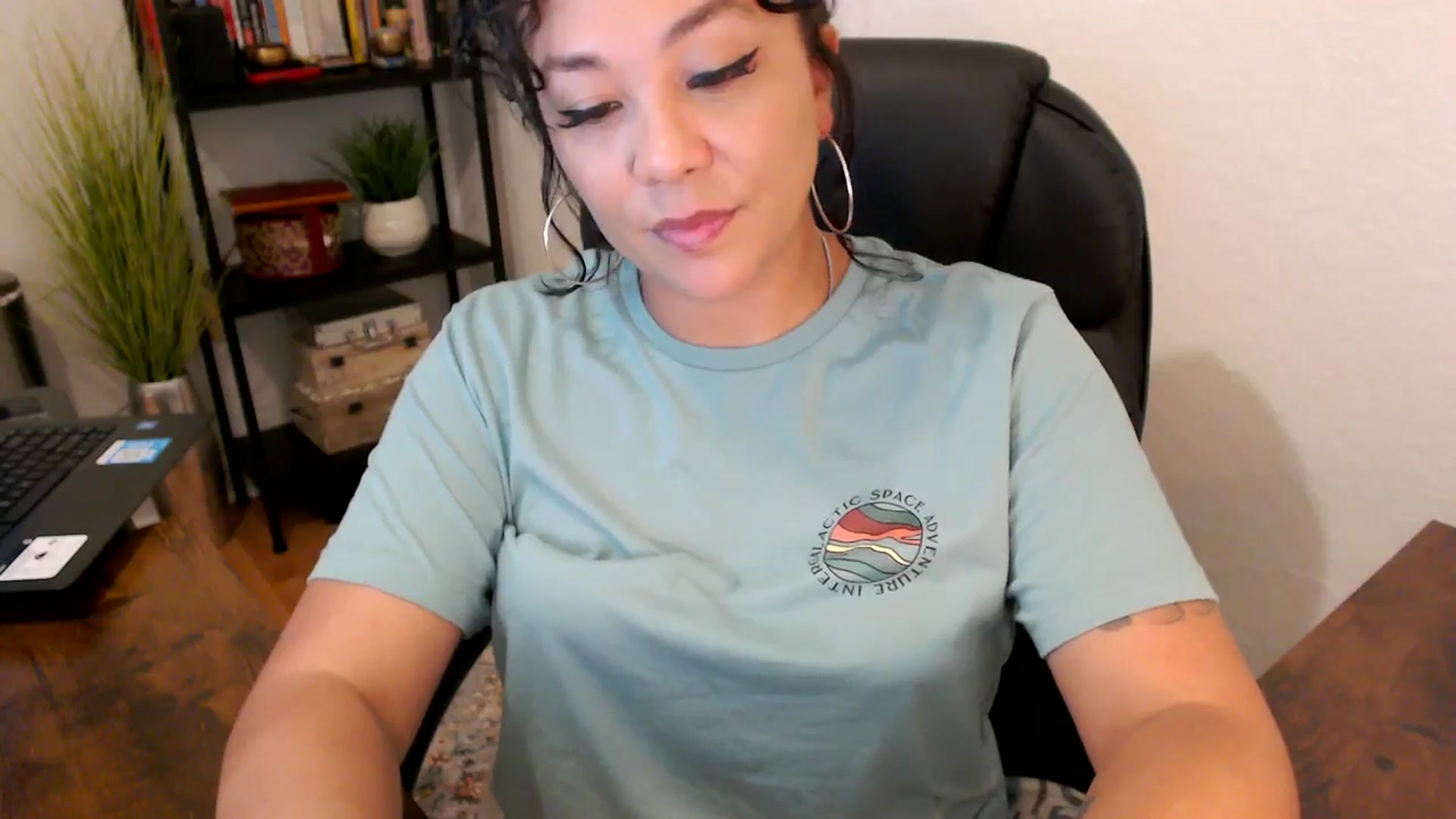 Gallery image thumbnail from MickaylaMinx's myfreecams stream on, 09/25/2024, 15:05 image 5 of 20