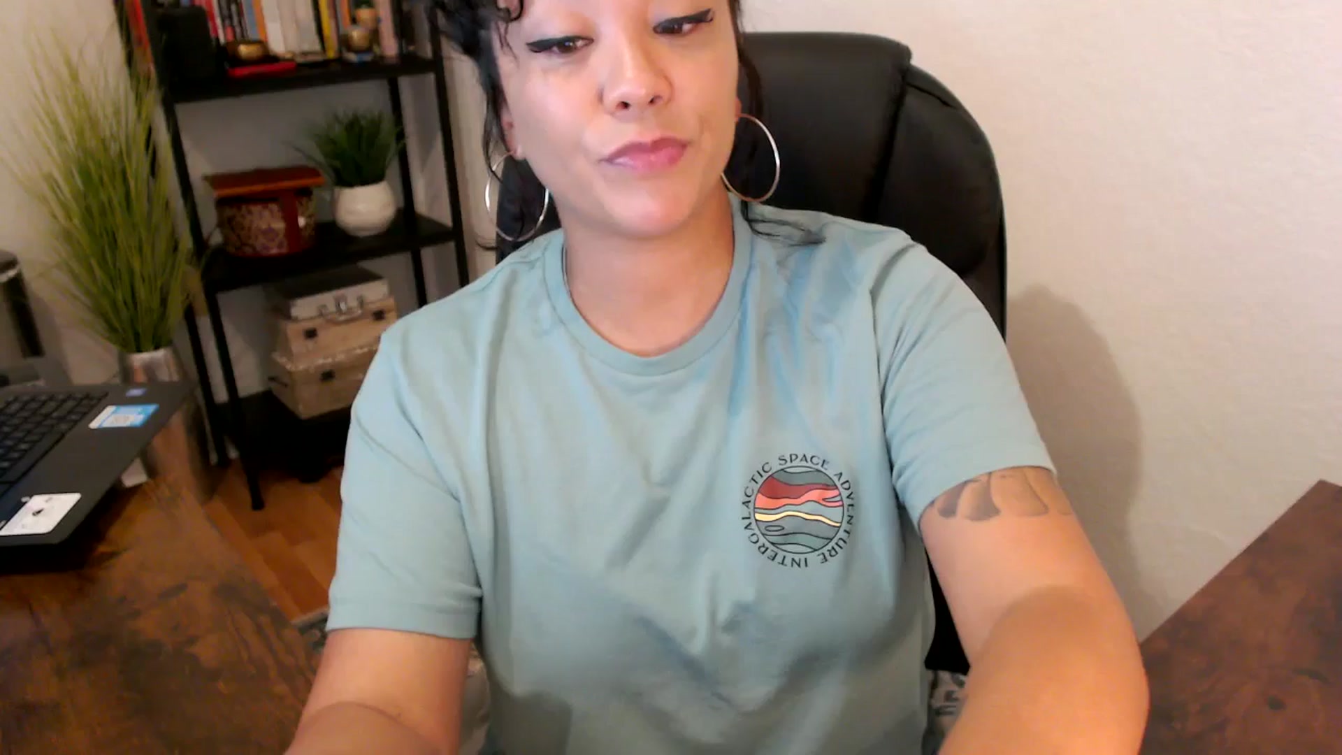 Gallery image thumbnail from MickaylaMinx's myfreecams stream on, 09/25/2024, 15:05 image 1 of 20