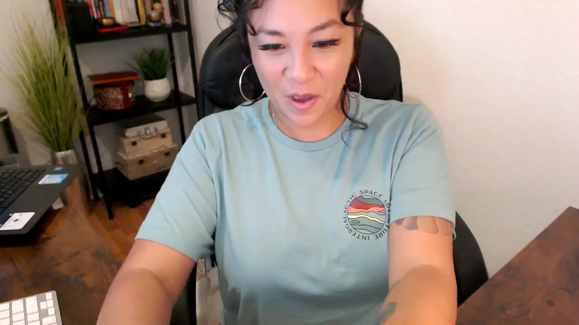 Gallery image thumbnail from MickaylaMinx's myfreecams stream on, 09/25/2024, 15:35 image 1 of 20