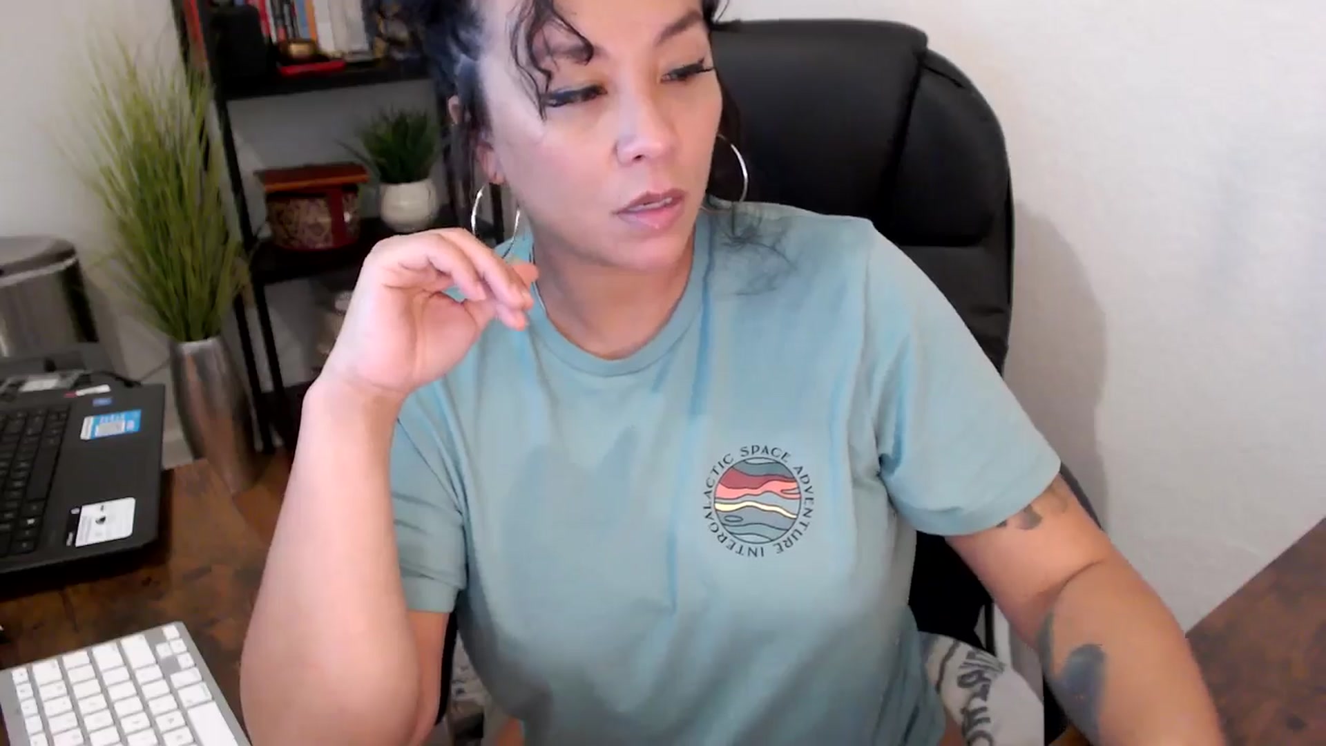 Gallery image thumbnail from MickaylaMinx's myfreecams stream on, 09/25/2024, 20:42 image 2 of 20