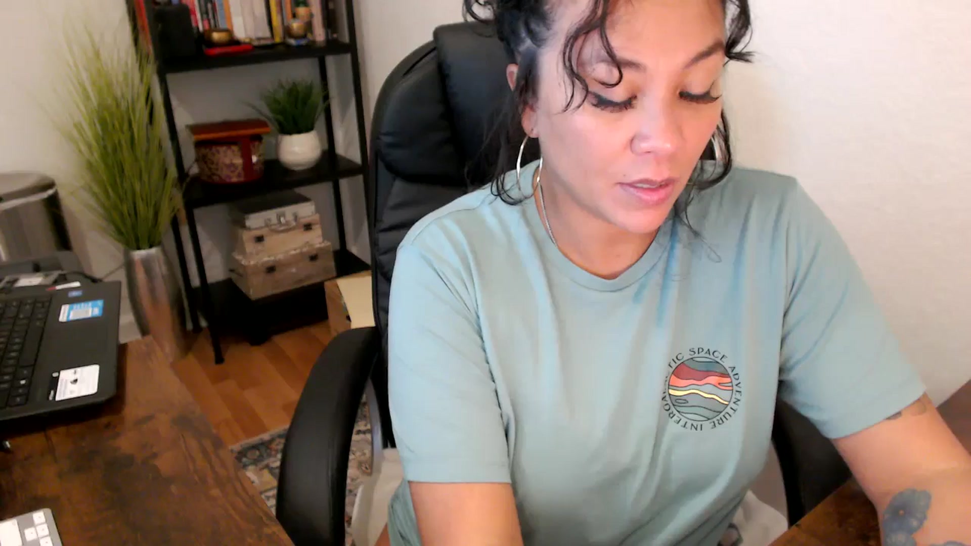 Gallery image thumbnail from MickaylaMinx's myfreecams stream on, 09/25/2024, 21:08 image 5 of 20
