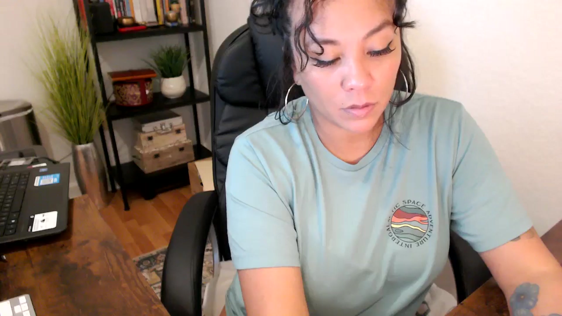 Gallery image thumbnail from MickaylaMinx's myfreecams stream on, 09/25/2024, 21:08 image 2 of 20