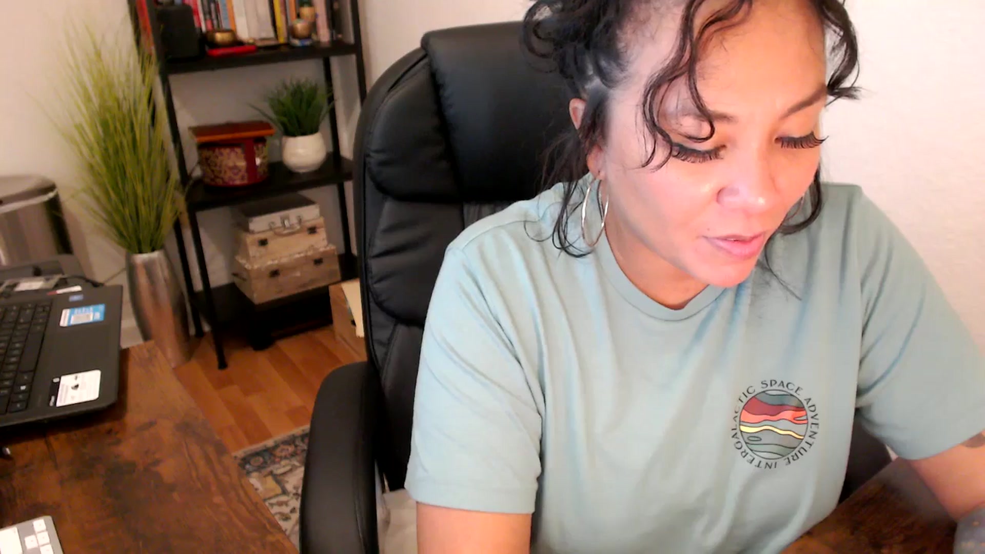 Gallery image thumbnail from MickaylaMinx's myfreecams stream on, 09/25/2024, 21:08 image 7 of 20