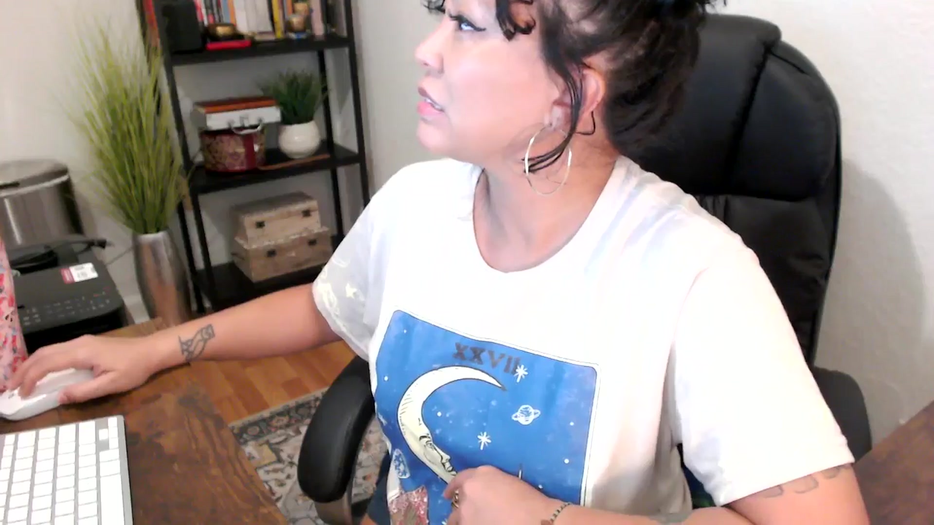 Gallery image thumbnail from MickaylaMinx's myfreecams stream on, 09/26/2024, 17:16 image 4 of 20