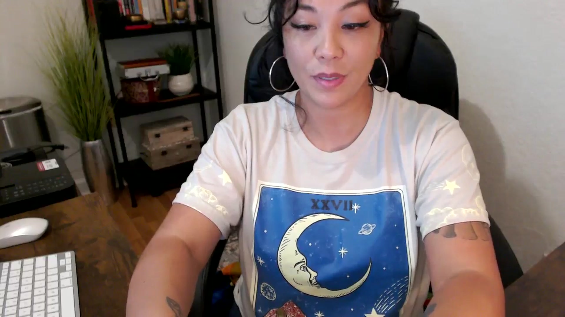 Gallery image thumbnail from MickaylaMinx's myfreecams stream on, 09/26/2024, 17:16 image 13 of 20