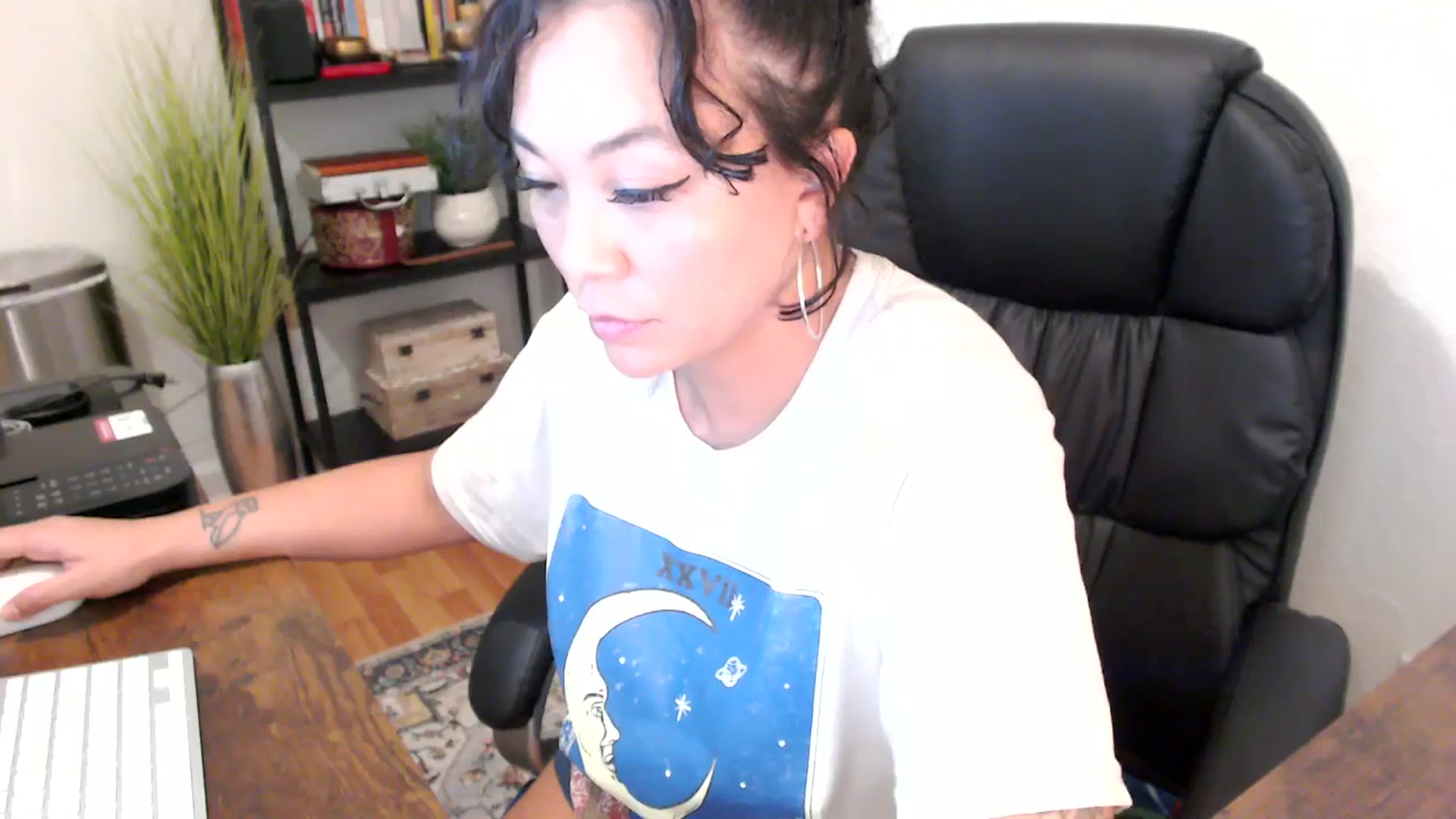 Gallery image thumbnail from MickaylaMinx's myfreecams stream on, 09/26/2024, 17:16 image 14 of 20