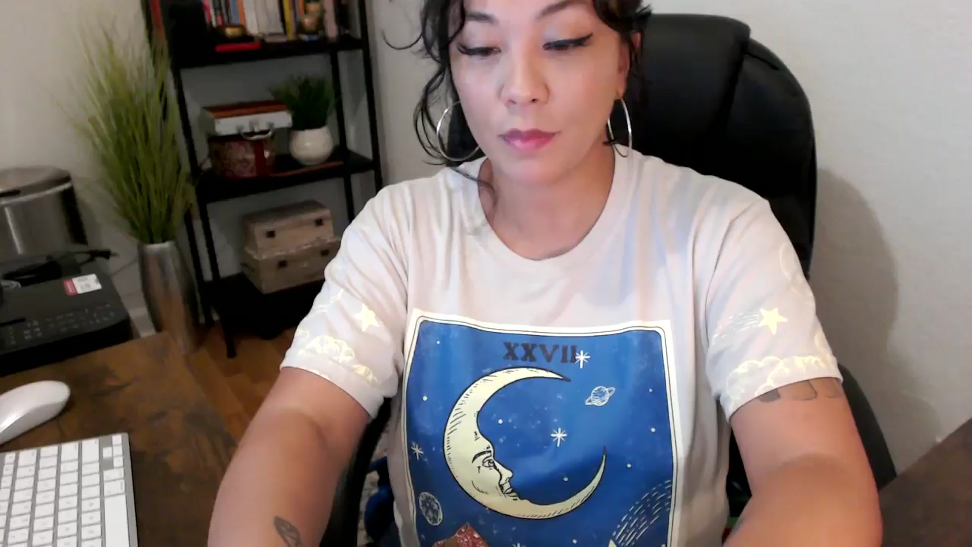 Gallery image thumbnail from MickaylaMinx's myfreecams stream on, 09/26/2024, 17:16 image 16 of 20