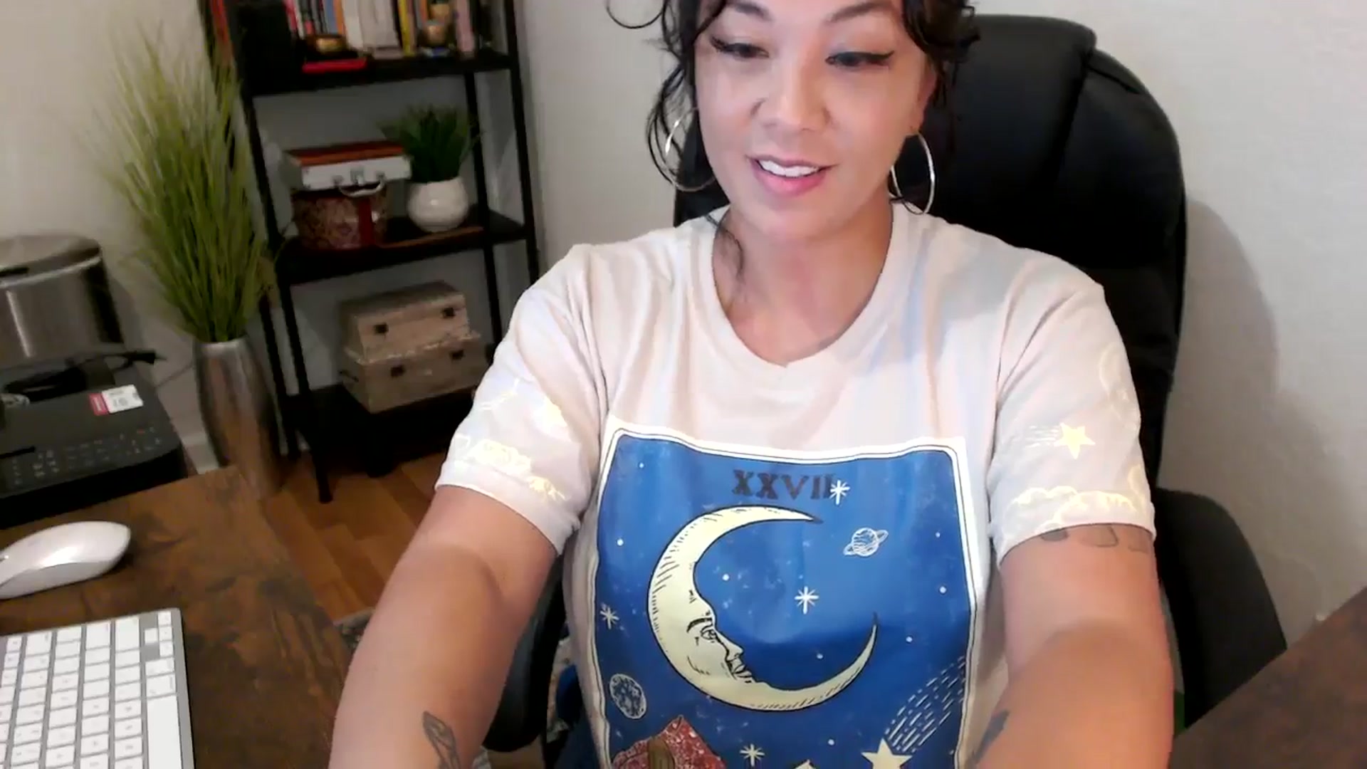 Gallery image thumbnail from MickaylaMinx's myfreecams stream on, 09/26/2024, 17:16 image 7 of 20