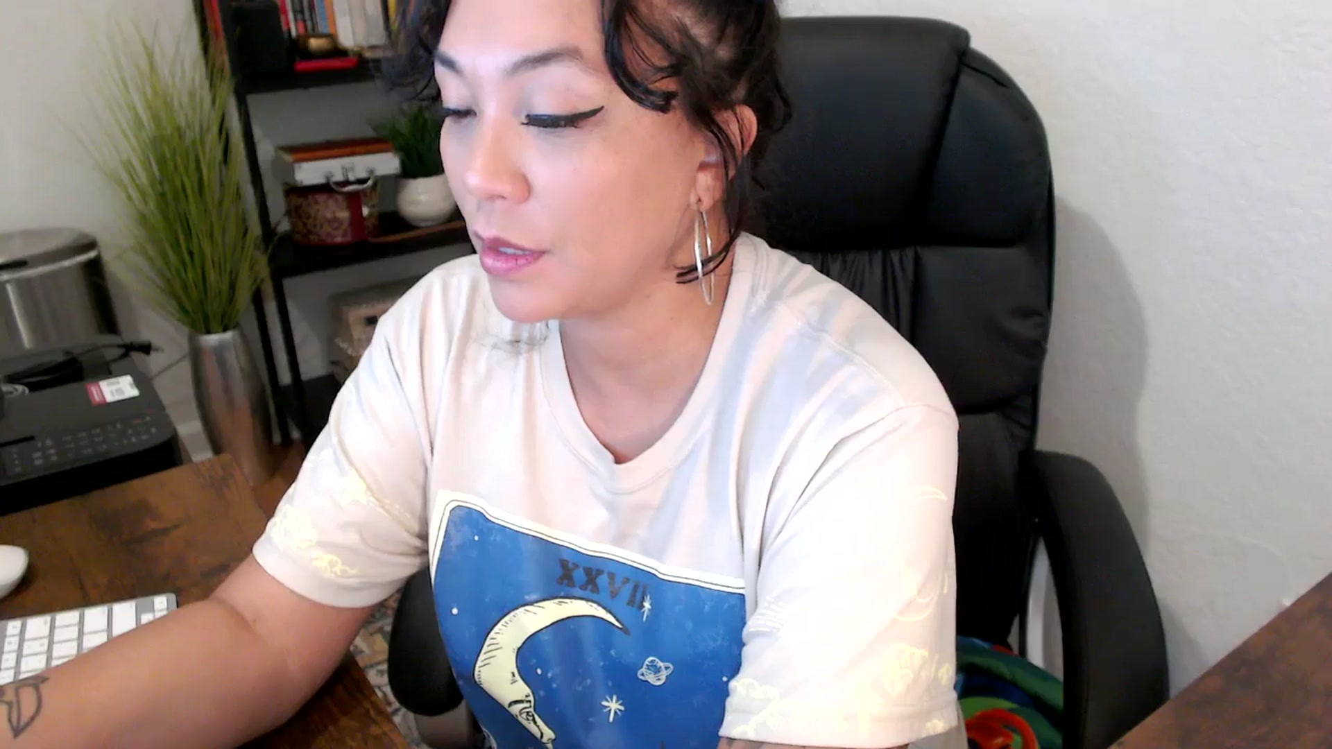 Gallery image thumbnail from MickaylaMinx's myfreecams stream on, 09/26/2024, 18:20 image 14 of 20