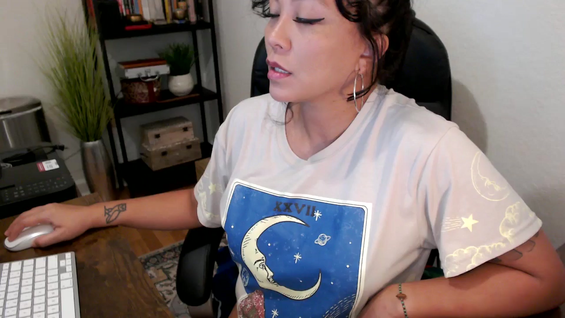 Gallery image thumbnail from MickaylaMinx's myfreecams stream on, 09/26/2024, 18:20 image 1 of 20