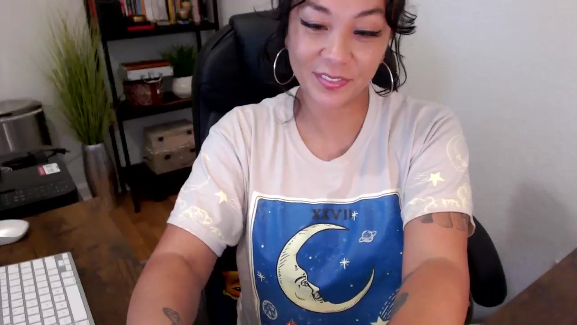 Gallery image thumbnail from MickaylaMinx's myfreecams stream on, 09/26/2024, 19:21 image 15 of 20