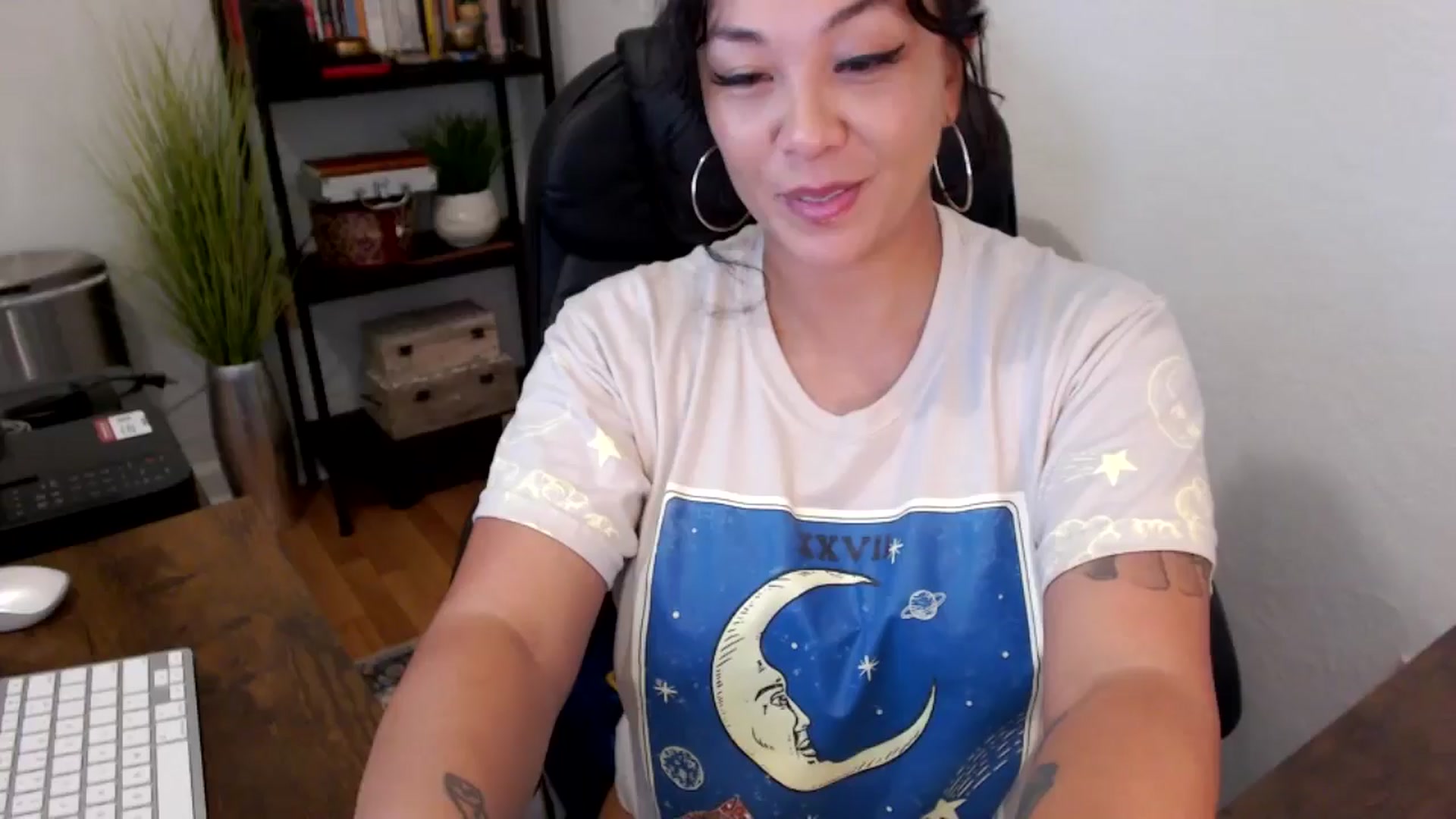 Gallery image thumbnail from MickaylaMinx's myfreecams stream on, 09/26/2024, 19:21 image 1 of 20
