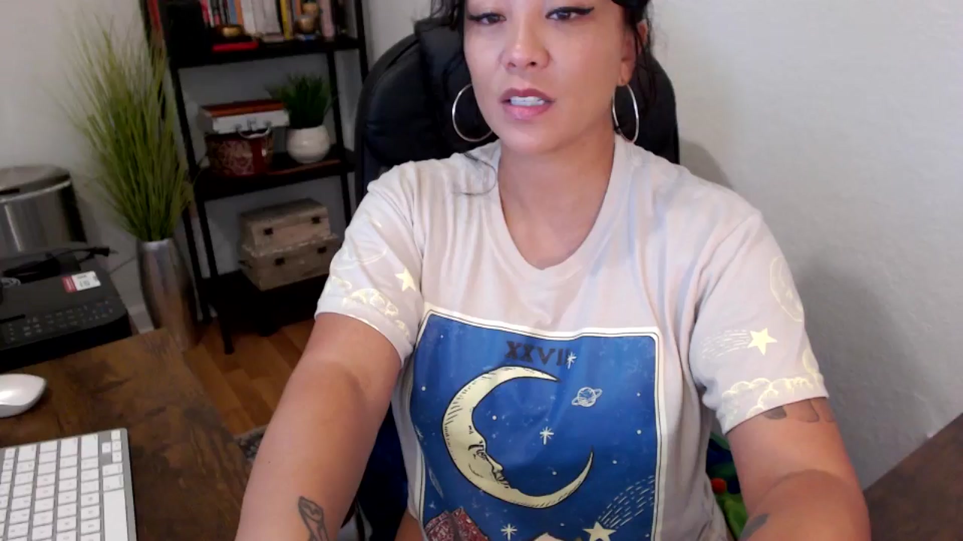 Gallery image thumbnail from MickaylaMinx's myfreecams stream on, 09/26/2024, 19:21 image 2 of 20
