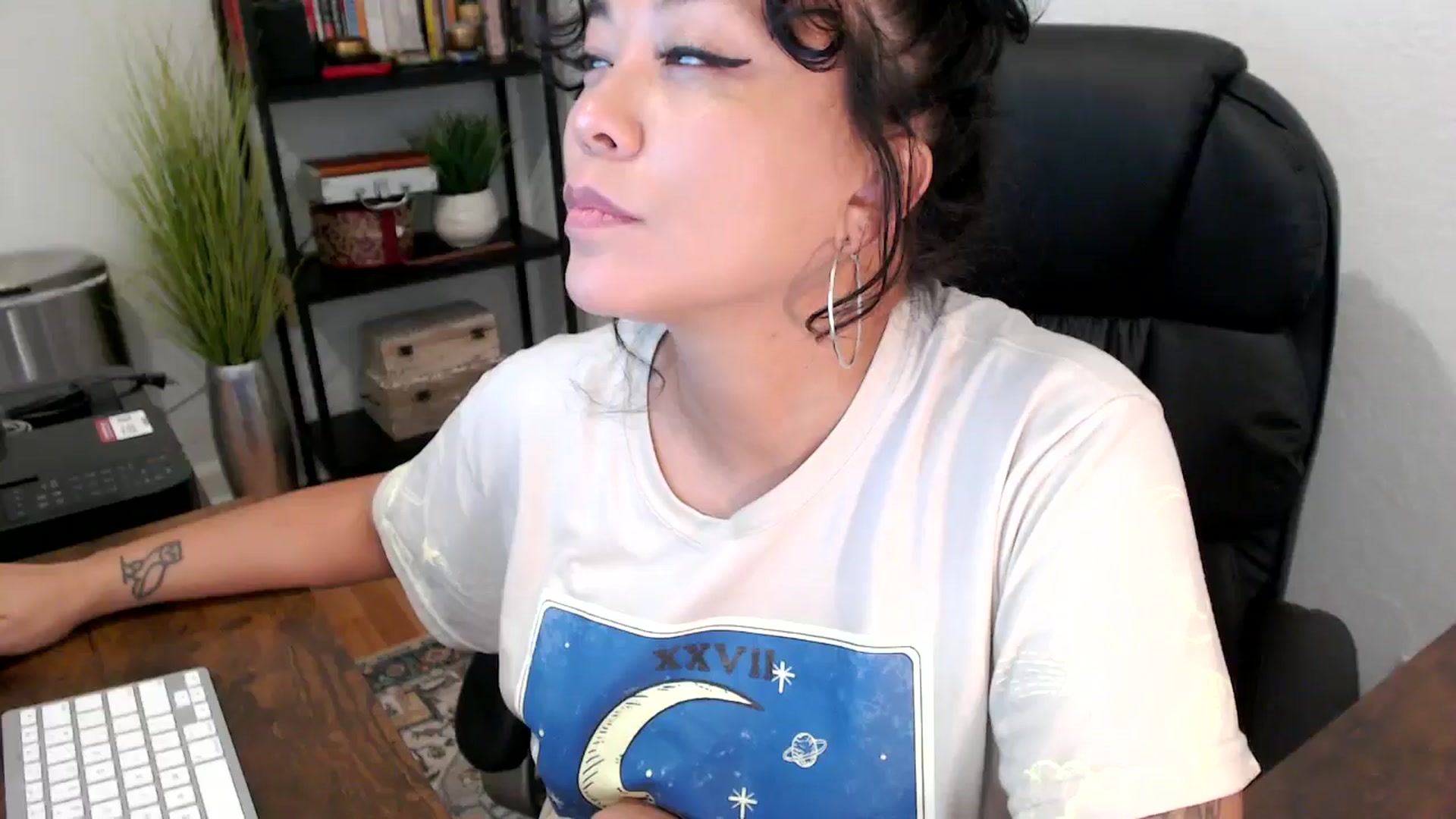 Gallery image thumbnail from MickaylaMinx's myfreecams stream on, 09/26/2024, 19:54 image 17 of 20
