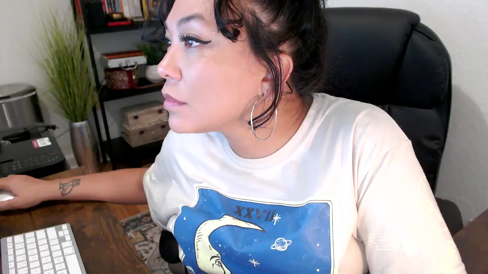 Gallery image thumbnail from MickaylaMinx's myfreecams stream on, 09/26/2024, 19:54 image 2 of 20