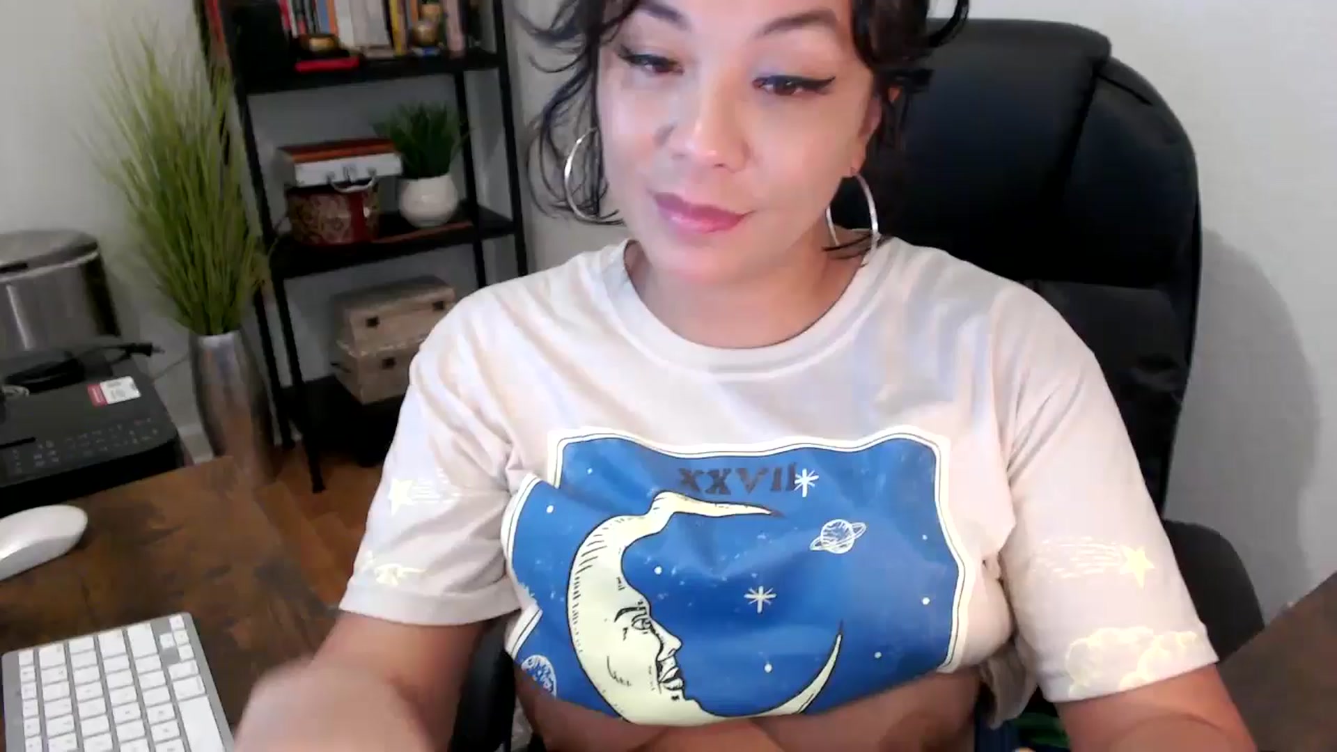 Gallery image thumbnail from MickaylaMinx's myfreecams stream on, 09/26/2024, 19:54 image 1 of 20