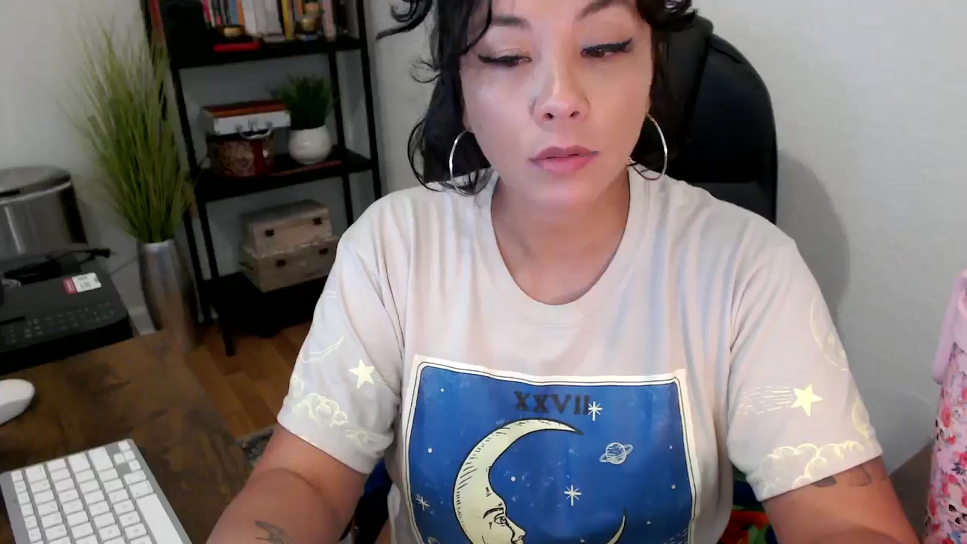 Gallery image thumbnail from MickaylaMinx's myfreecams stream on, 09/26/2024, 20:21 image 6 of 20