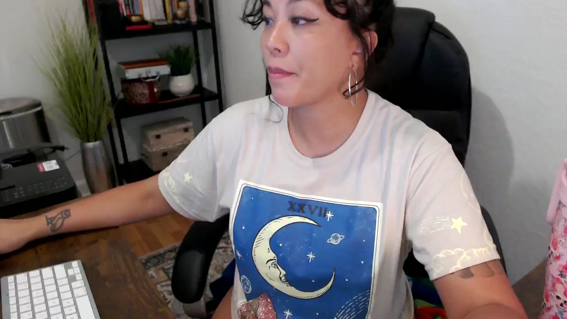 Gallery image thumbnail from MickaylaMinx's myfreecams stream on, 09/26/2024, 20:21 image 1 of 20