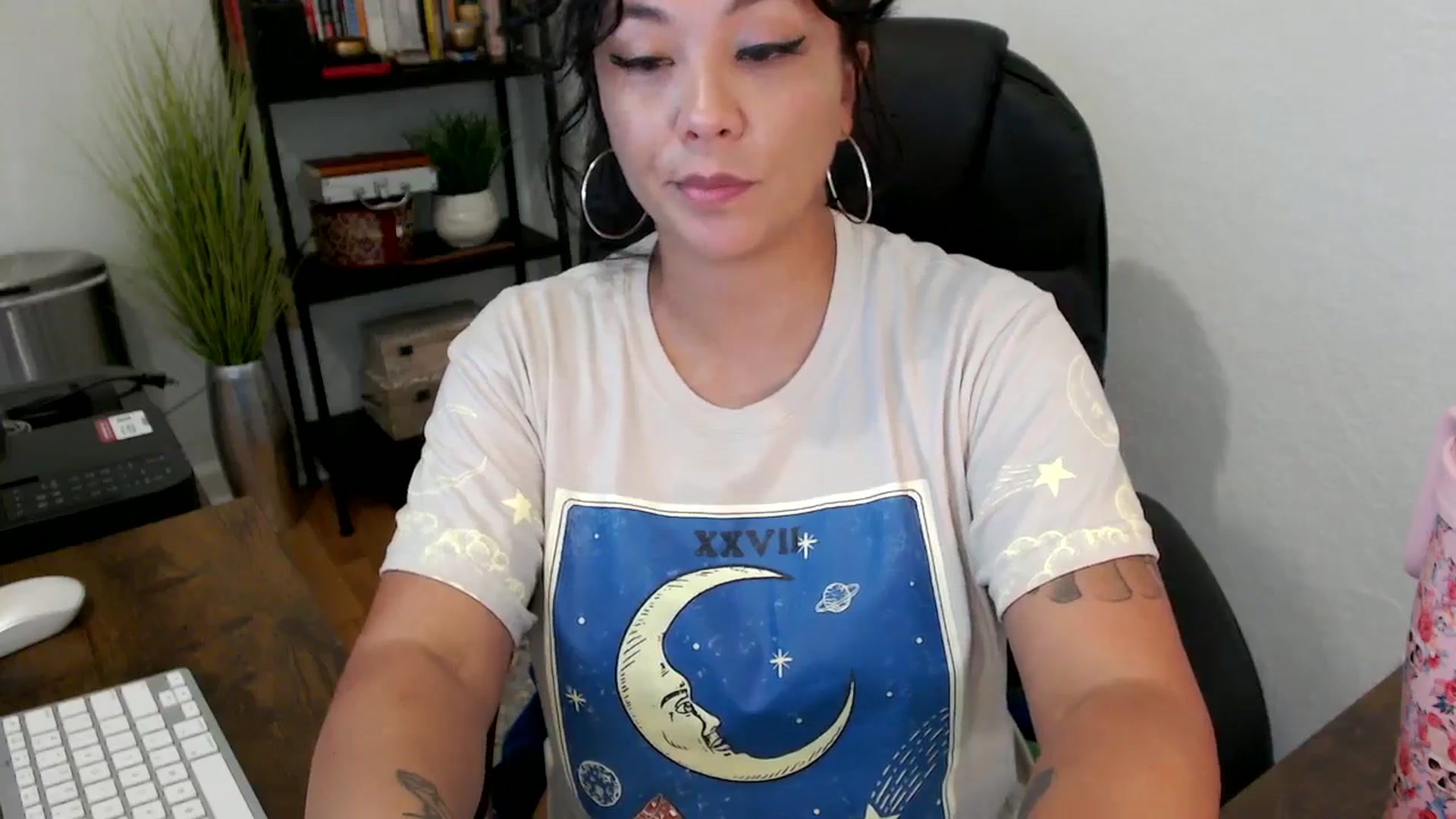 Gallery image thumbnail from MickaylaMinx's myfreecams stream on, 09/26/2024, 20:21 image 13 of 20