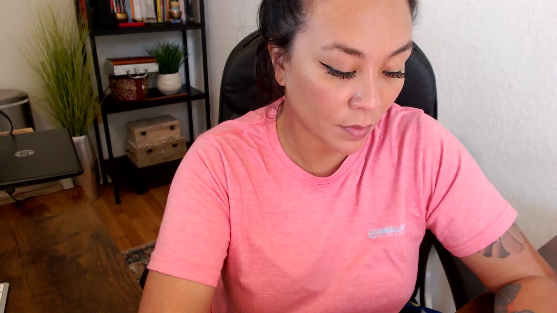 Gallery image thumbnail from MickaylaMinx's myfreecams stream on, 09/27/2024, 20:23 image 14 of 20