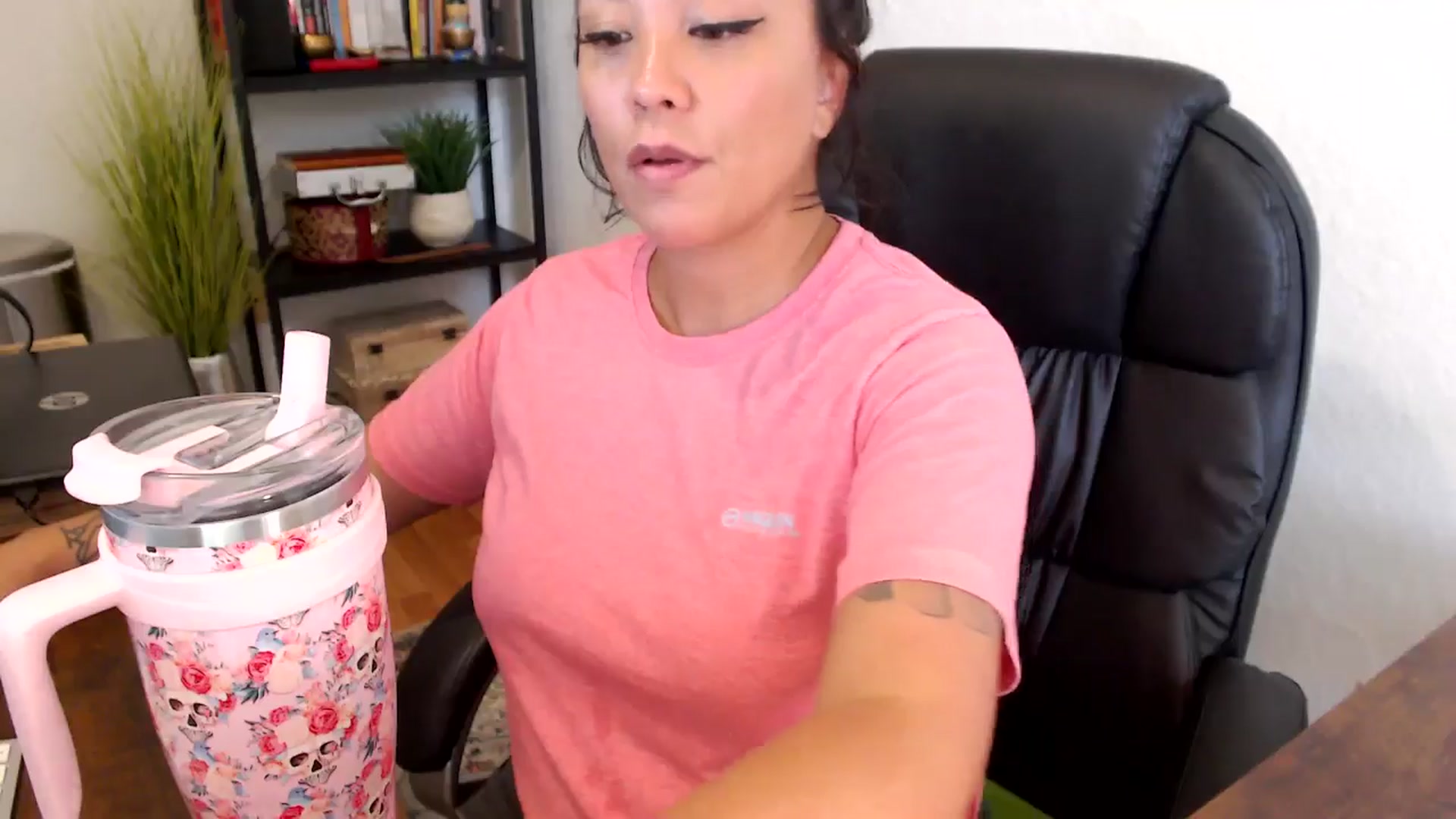 Gallery image thumbnail from MickaylaMinx's myfreecams stream on, 09/27/2024, 20:23 image 19 of 20