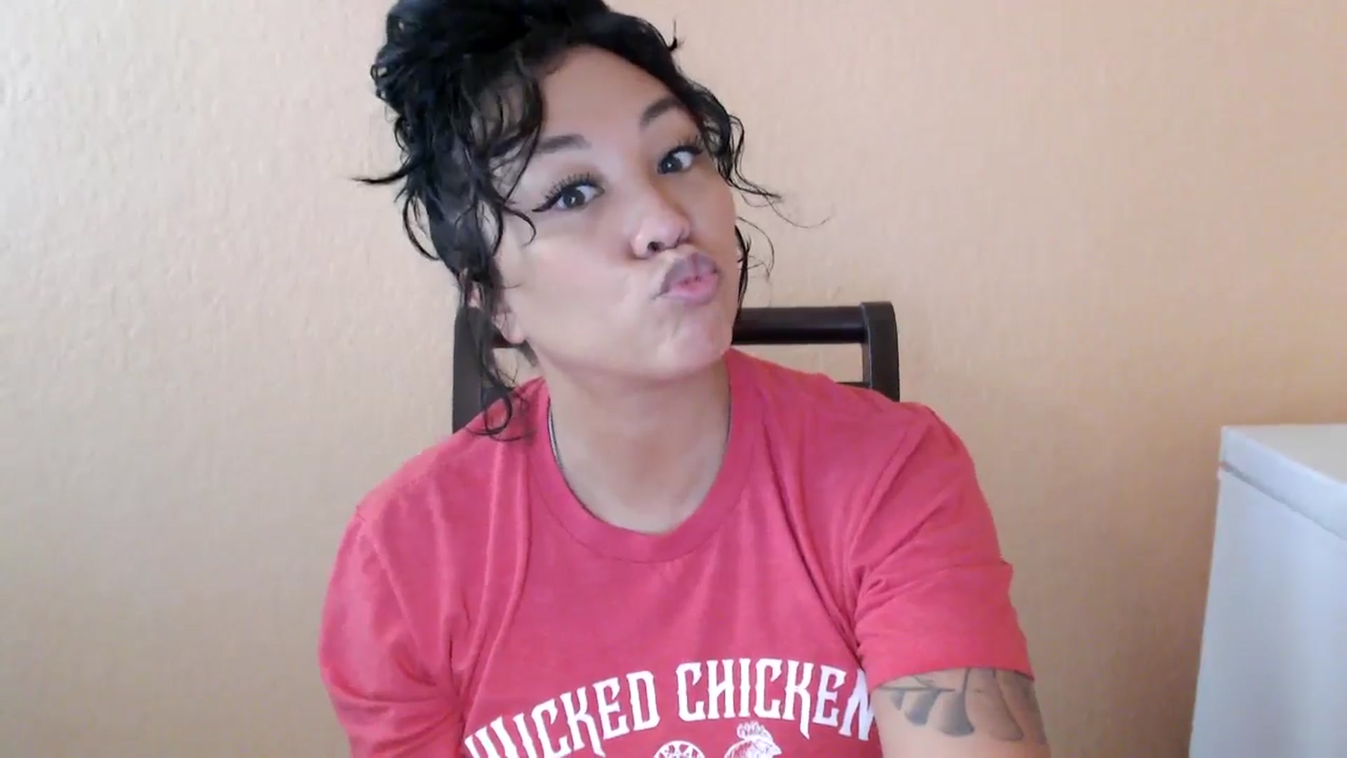 Gallery image thumbnail from MickaylaMinx's myfreecams stream on, 09/28/2024, 17:05 image 11 of 20