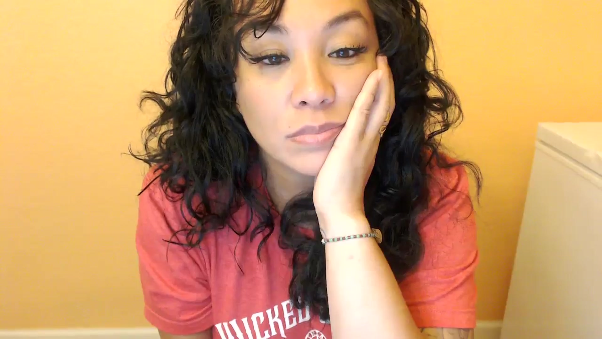 Gallery image thumbnail from MickaylaMinx's myfreecams stream on, 09/28/2024, 21:37 image 19 of 20