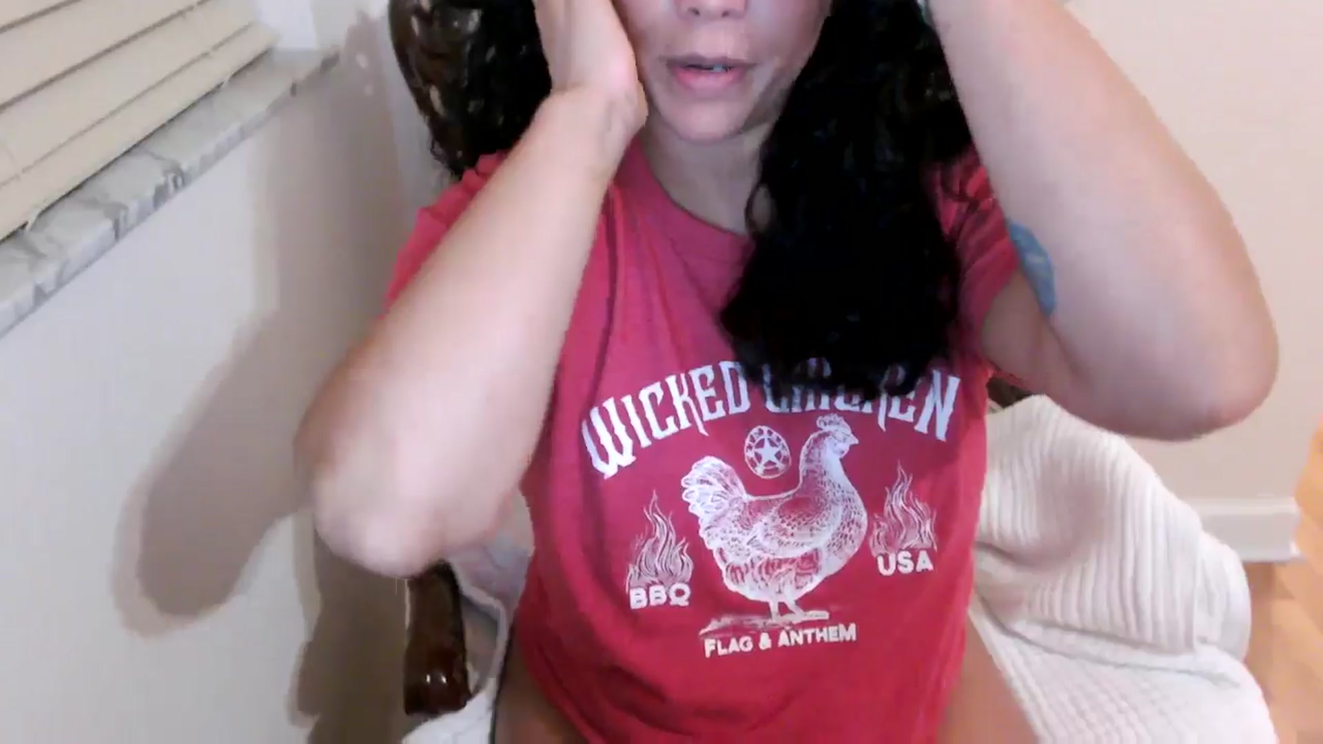 Gallery image thumbnail from MickaylaMinx's myfreecams stream on, 09/28/2024, 23:38 image 16 of 20