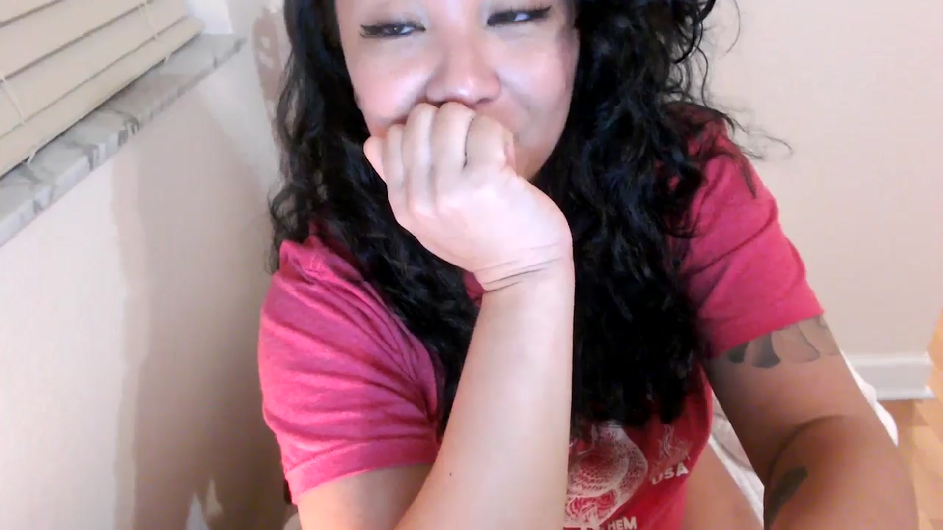 Gallery image thumbnail from MickaylaMinx's myfreecams stream on, 09/29/2024, 24:07 image 3 of 20